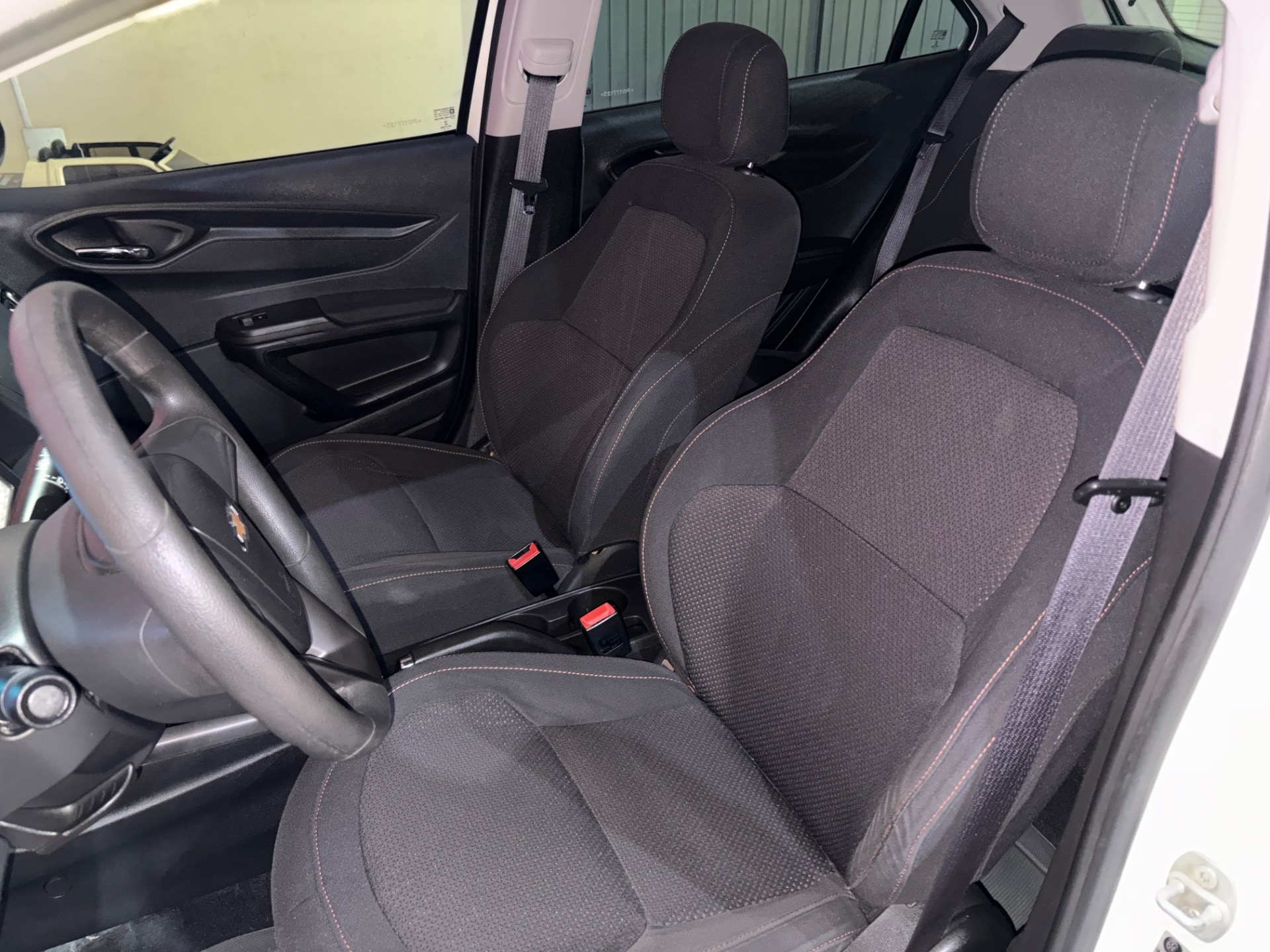 Chevrolet Onix Hatch LTZ 1.4 8V Flexpower 5P Mec. - foto 7