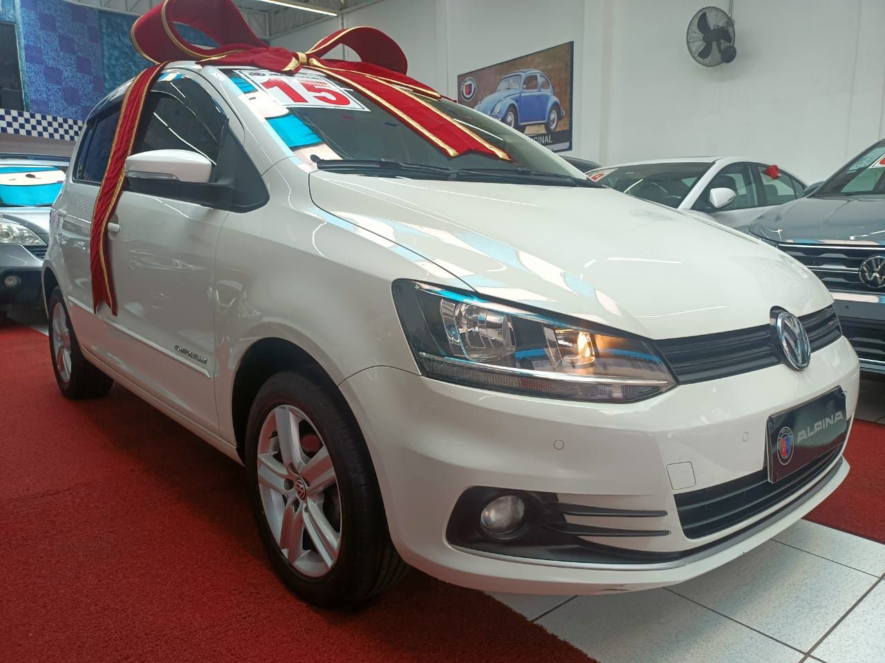 VolksWagen Fox Comfortline 1.6 Flex 8V 5p Flex 4 portas, câmbio Manual