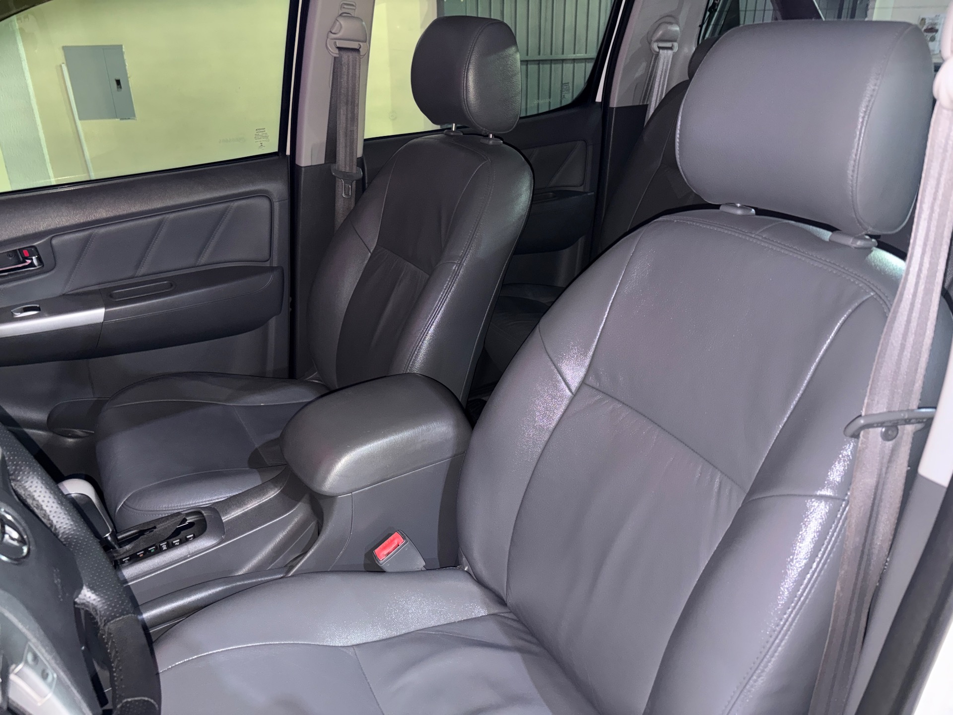Toyota Hilux Cd Srv 4X4 2.7 Flex 16V Aut. - foto 7