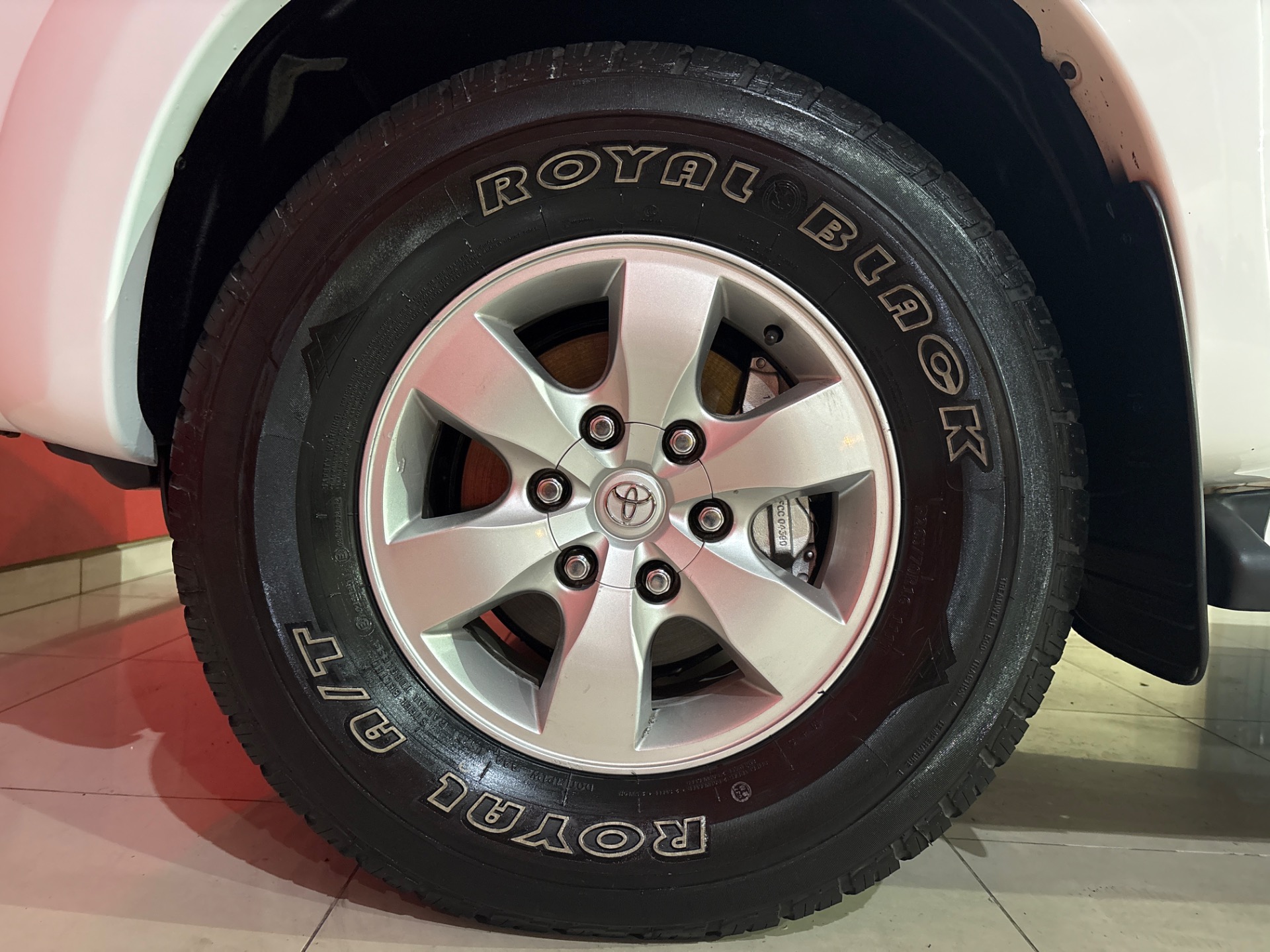 Toyota Hilux Cd Srv 4X4 2.7 Flex 16V Aut. - foto 5