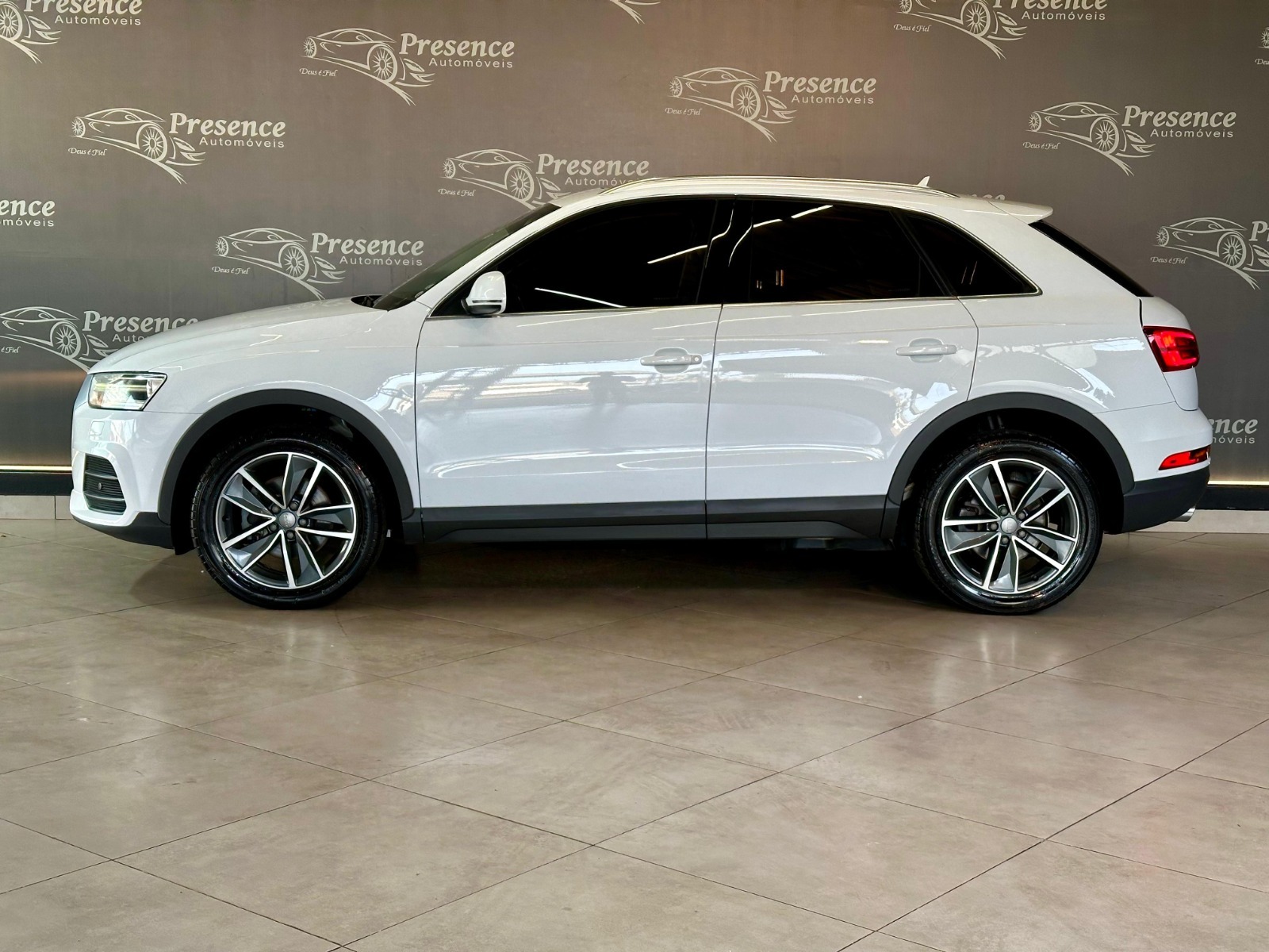 Audi Q3 1.4 TFSI TFSI Flex S Tronic 5P - foto 3