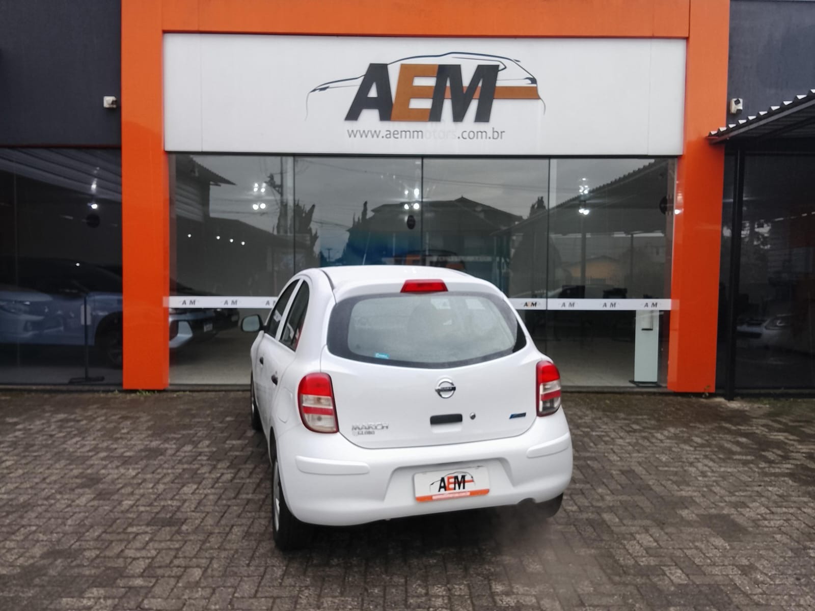 Nissan March 1.0 16V Flex Fuel 5P - foto 14