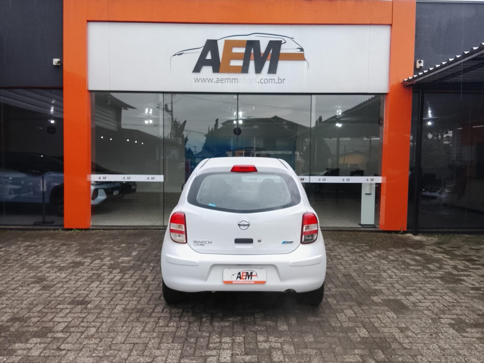 Nissan March 1.0 16V Flex Fuel 5P - foto 13