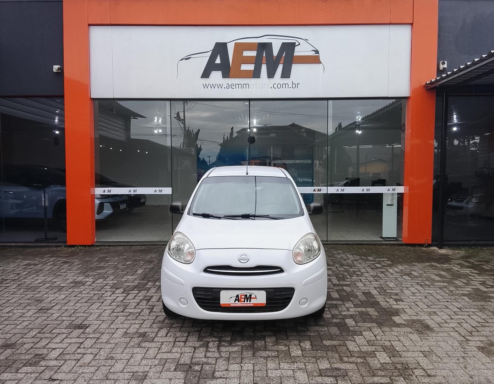 Nissan March 1.0 16V Flex Fuel 5P - foto 2