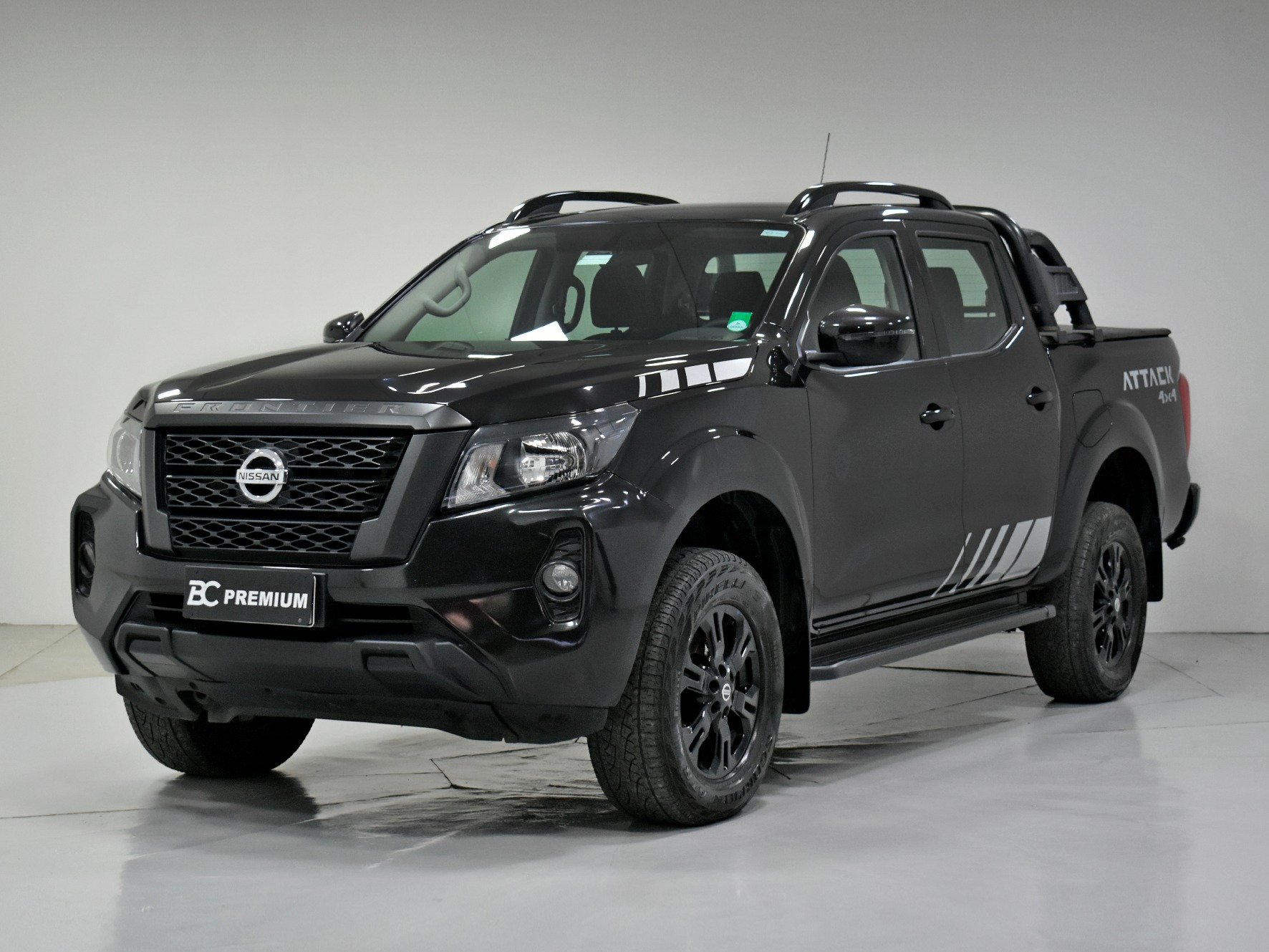 Nissan Frontier ATTAC.CD 4x4 2.3 Bi-TB Die. Aut Diesel 4 portas, câmbio ...