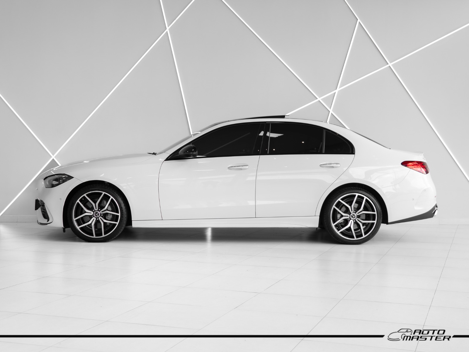 Mercedes C-300 2024