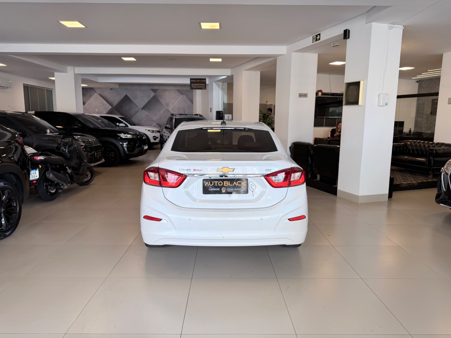 Chevrolet Cruze LTZ 1.4 16V Turbo Flex 4P Aut. - foto 2