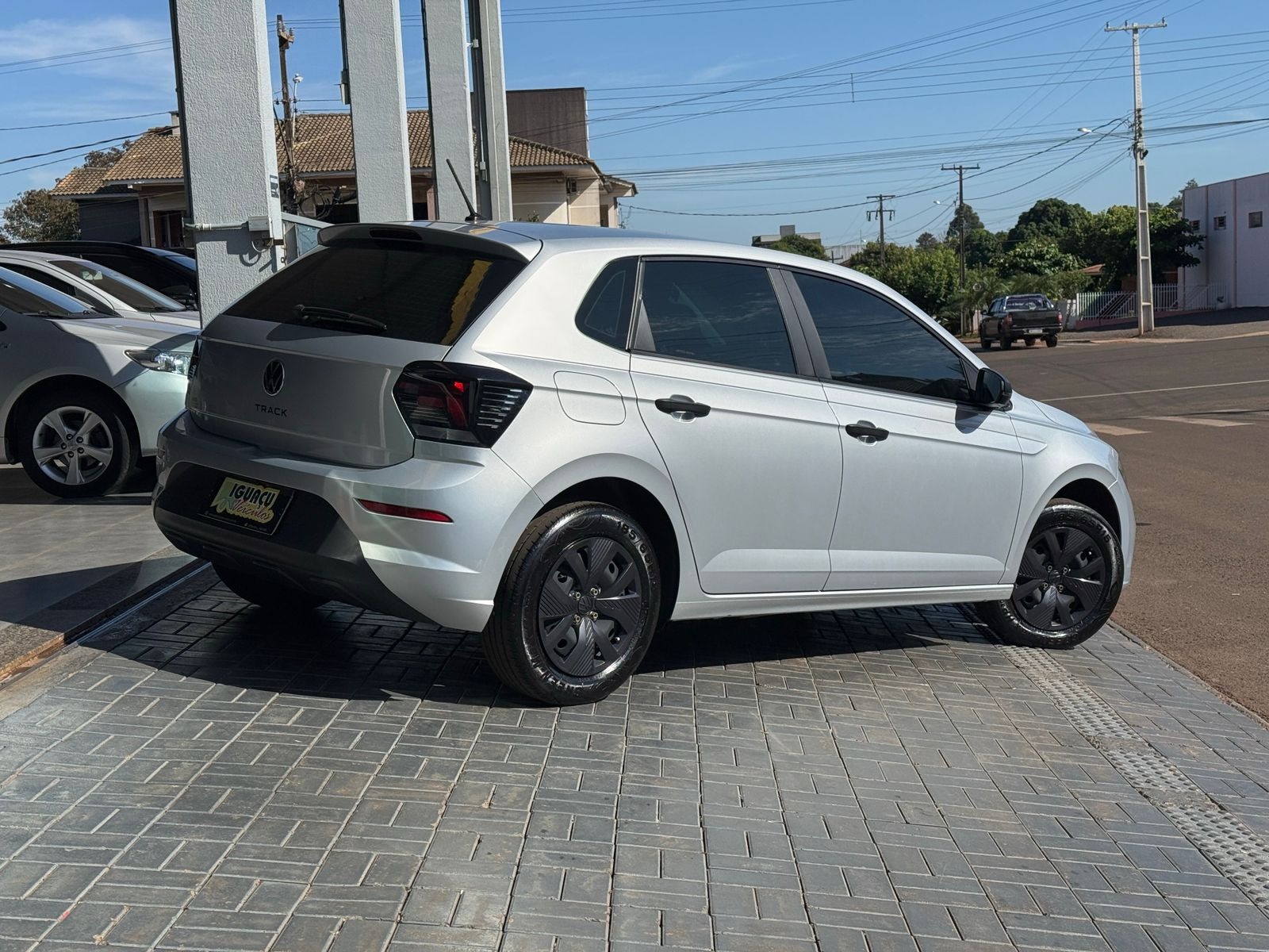 Volkswagen Polo Track 1.0 Flex 12V 5P - foto 5