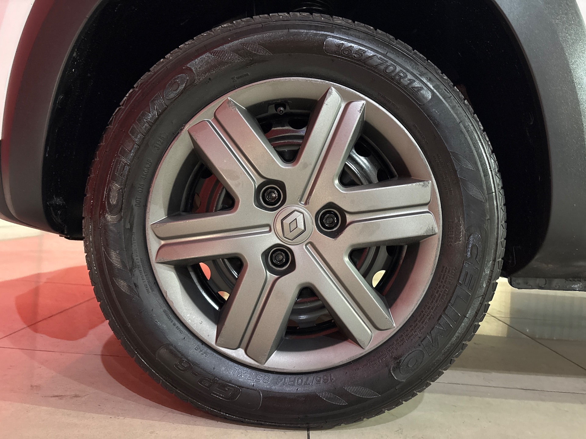 Renault Kwid Zen 1.0 Flex 12V 5P Mec. - foto 5