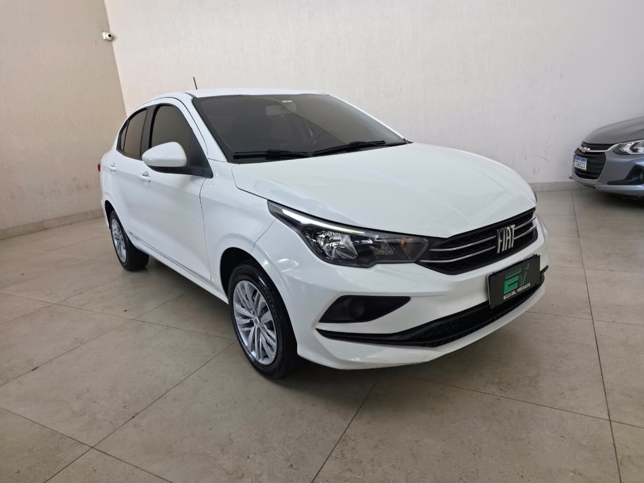 Fiat Cronos Drive 1.3 8V Flex Aut. - foto 2