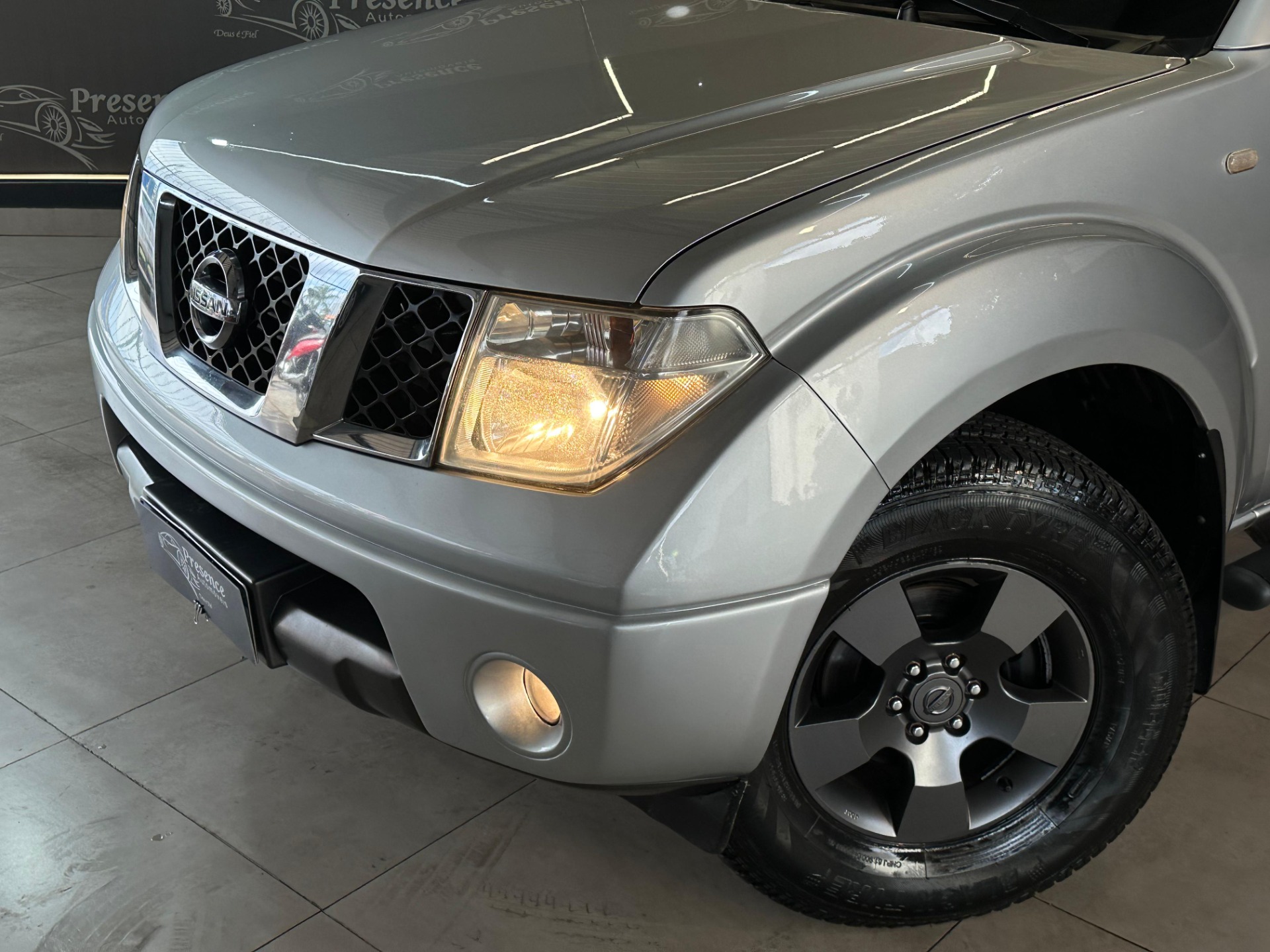 Nissan Frontier Se Attack Cd 4X4 2.5 Tb Diesel - foto 6