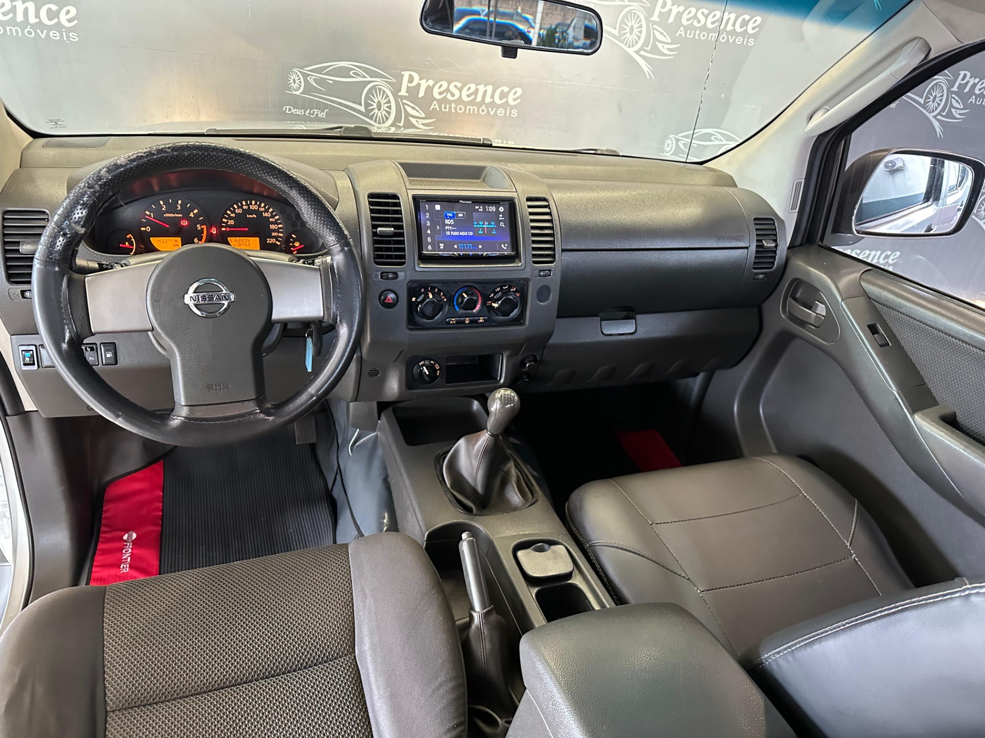 Nissan Frontier Se Attack Cd 4X4 2.5 Tb Diesel - foto 12
