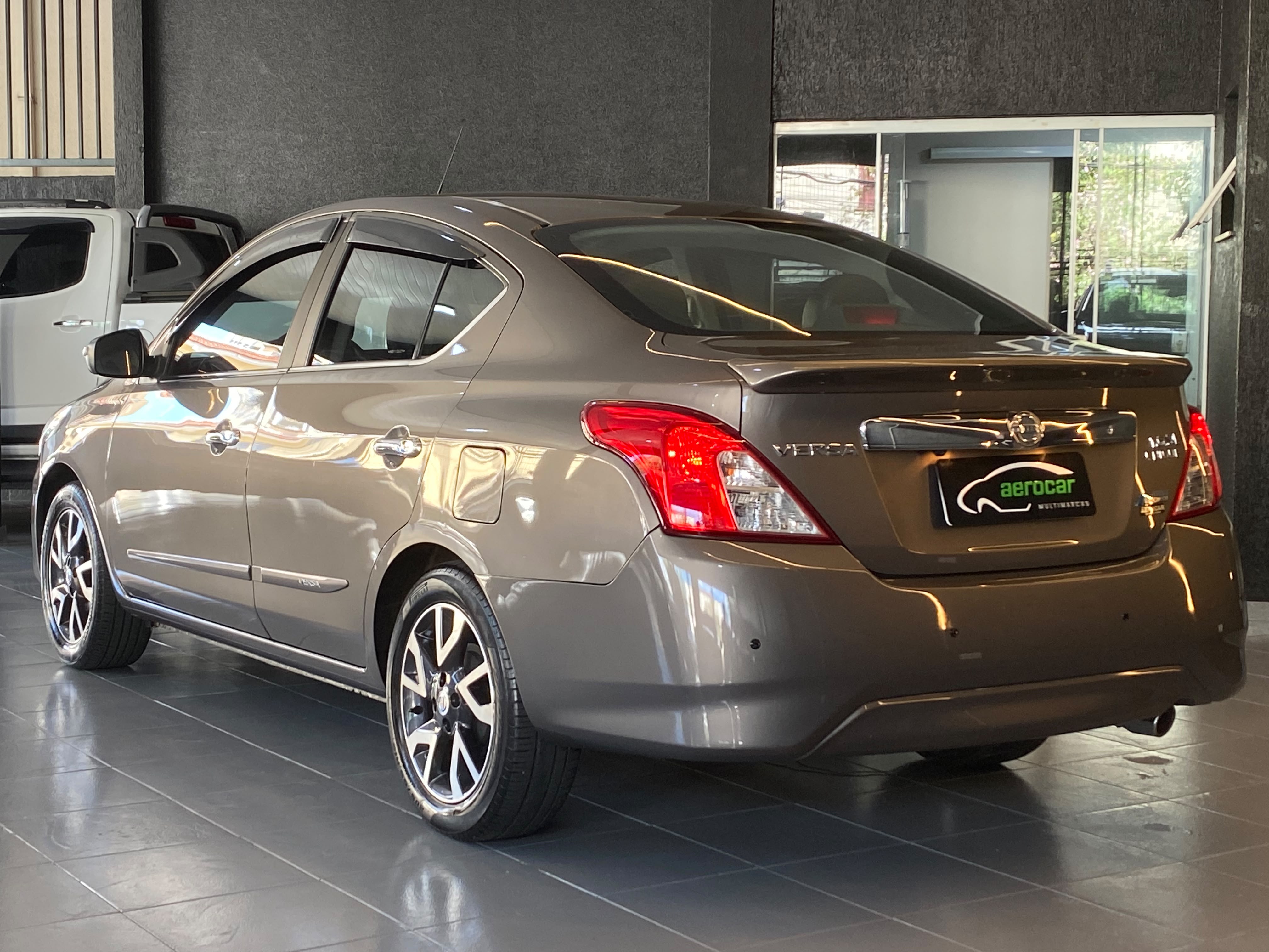 Nissan Versa Sl 1.6 16V Flexstart 4P Aut. - foto 5