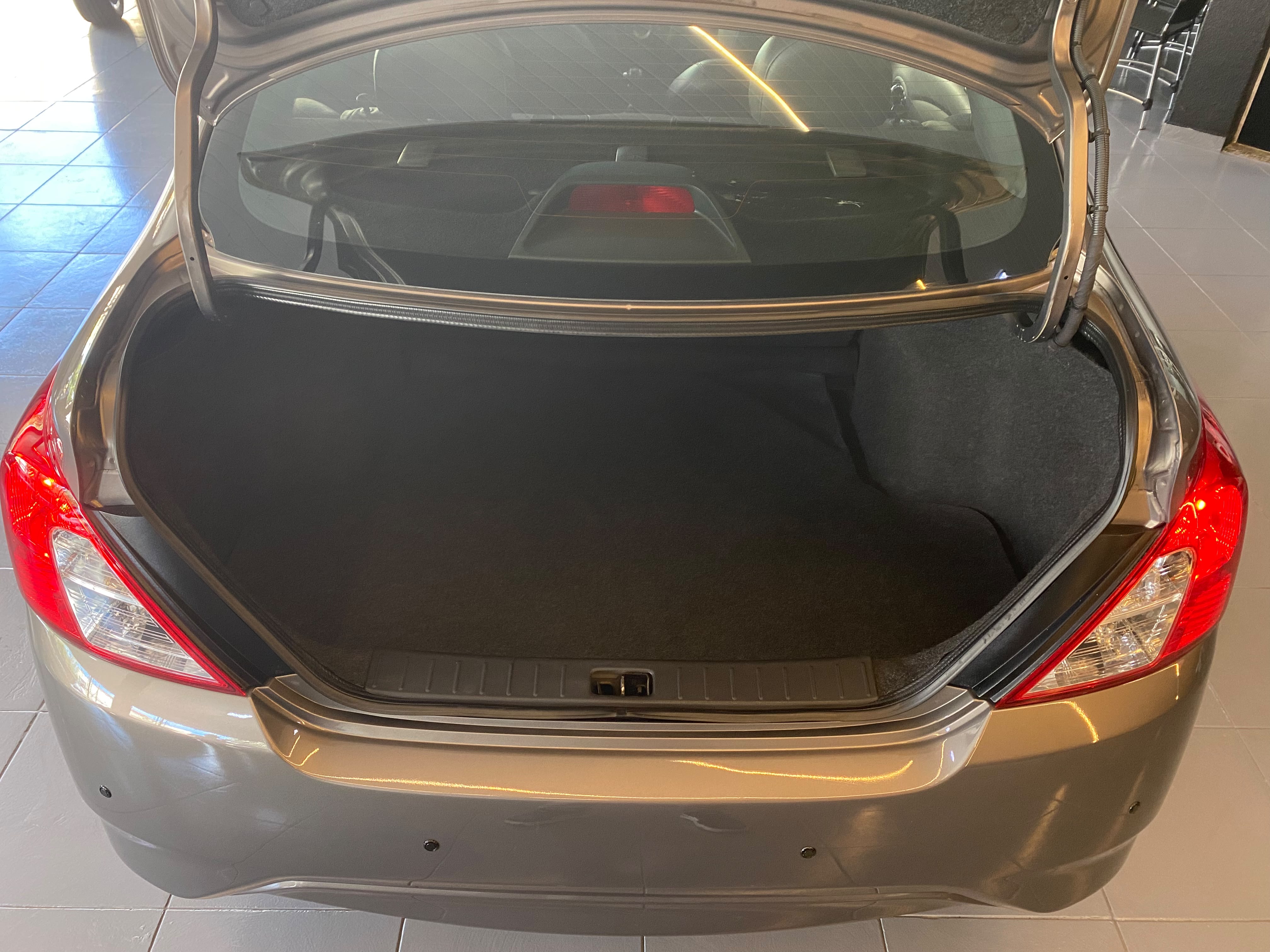 Nissan Versa Sl 1.6 16V Flexstart 4P Aut. - foto 9