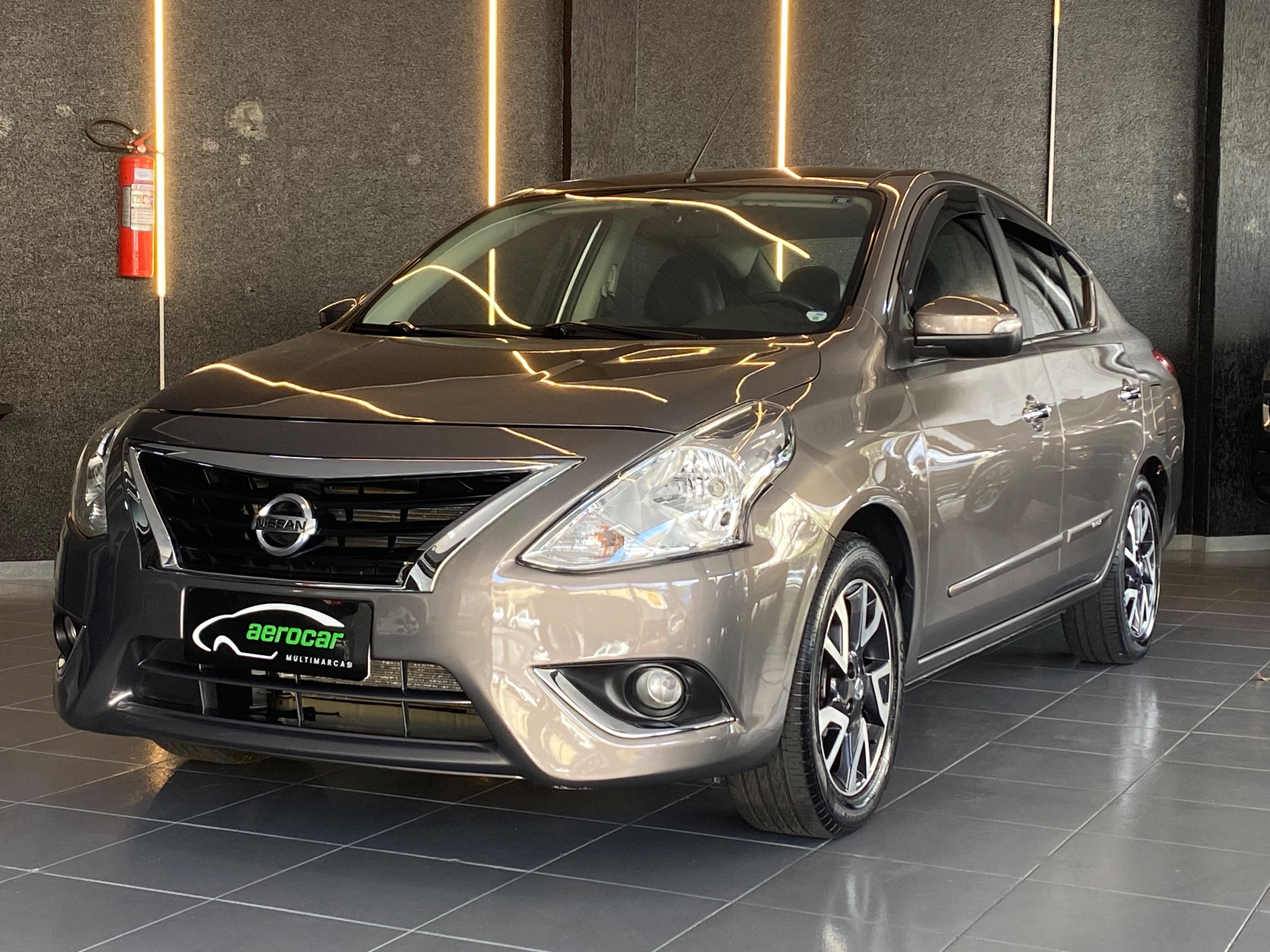 Nissan Versa Sl 1.6 16V Flexstart 4P Aut. - foto 2