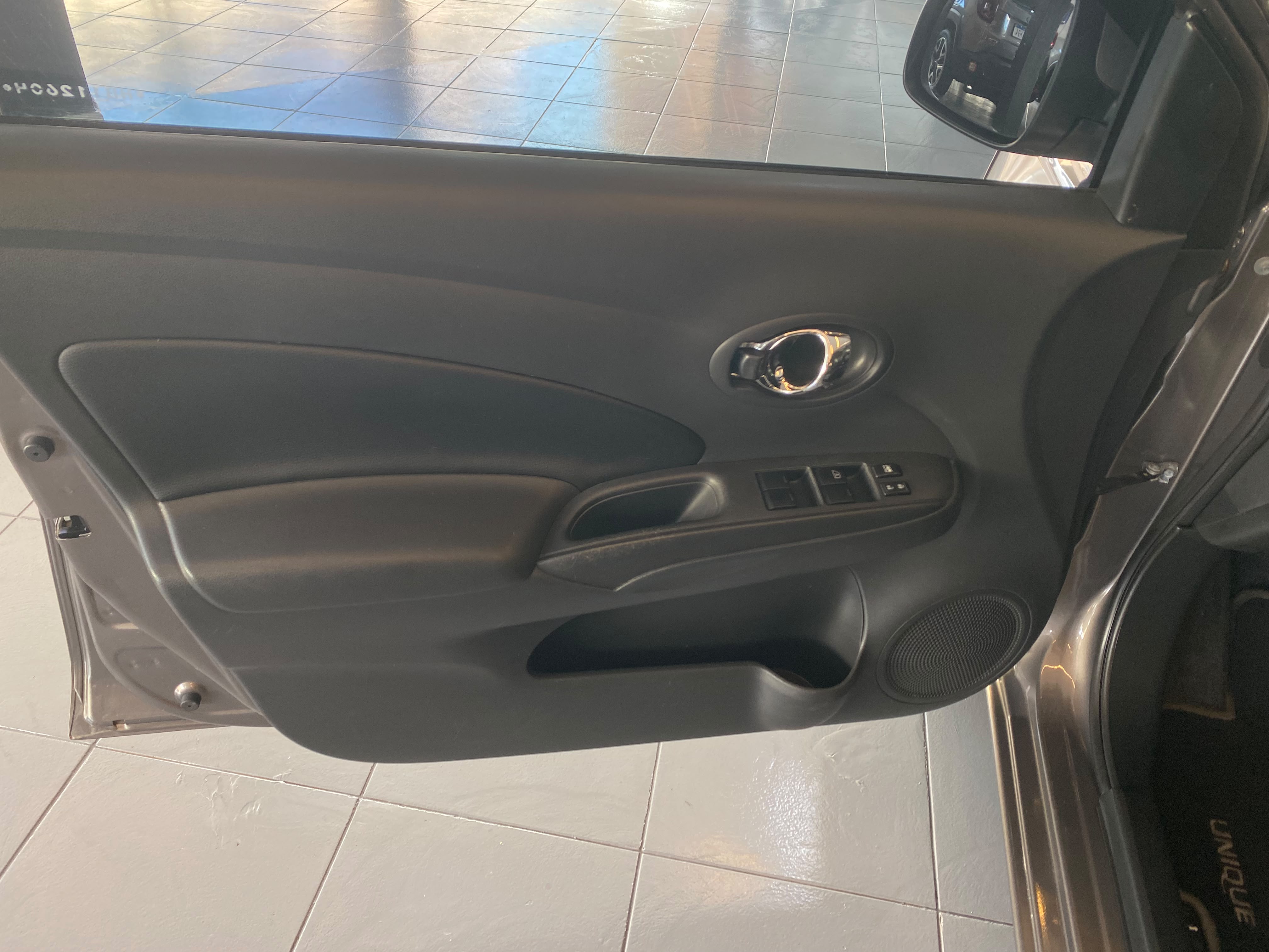 Nissan Versa Sl 1.6 16V Flexstart 4P Aut. - foto 12
