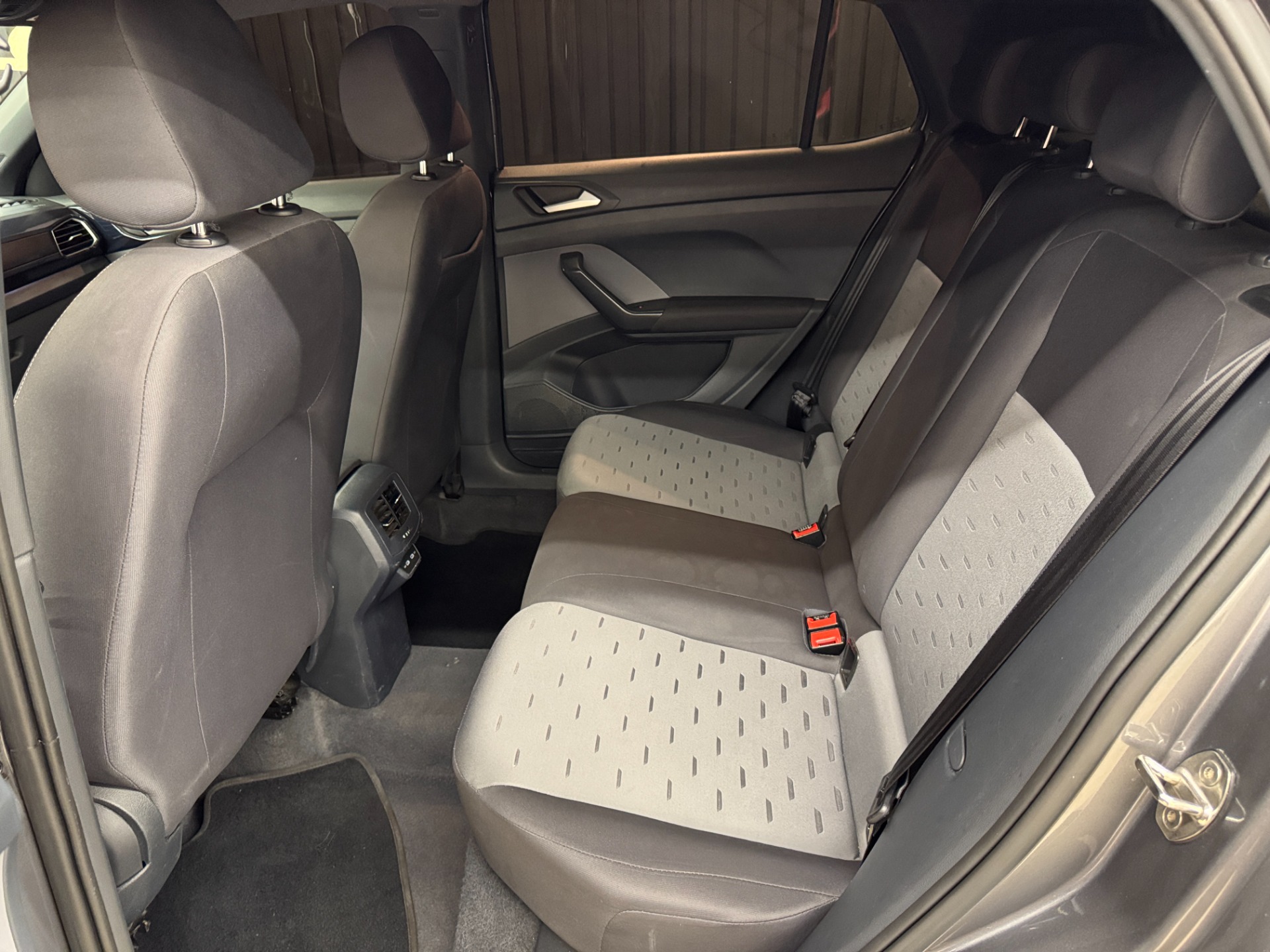 Volkswagen T-Cross Comfor. 200 TSI 1.0 Flex 5P Aut. - foto 17