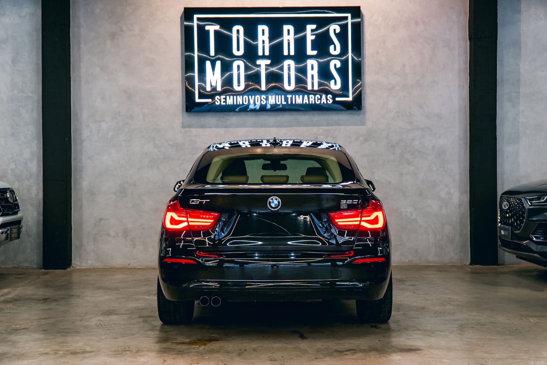 BMW 320i GT Sport 2.0 Turbo 16V 184cv 5P - foto 4