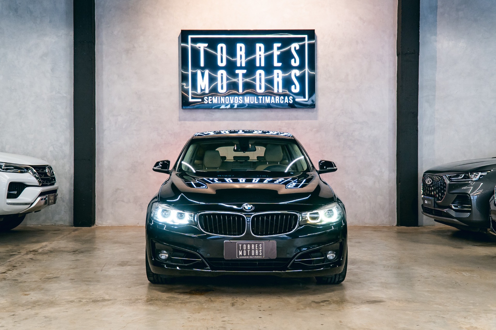 BMW 320i GT Sport 2.0 Turbo 16V 184cv 5P - foto 2