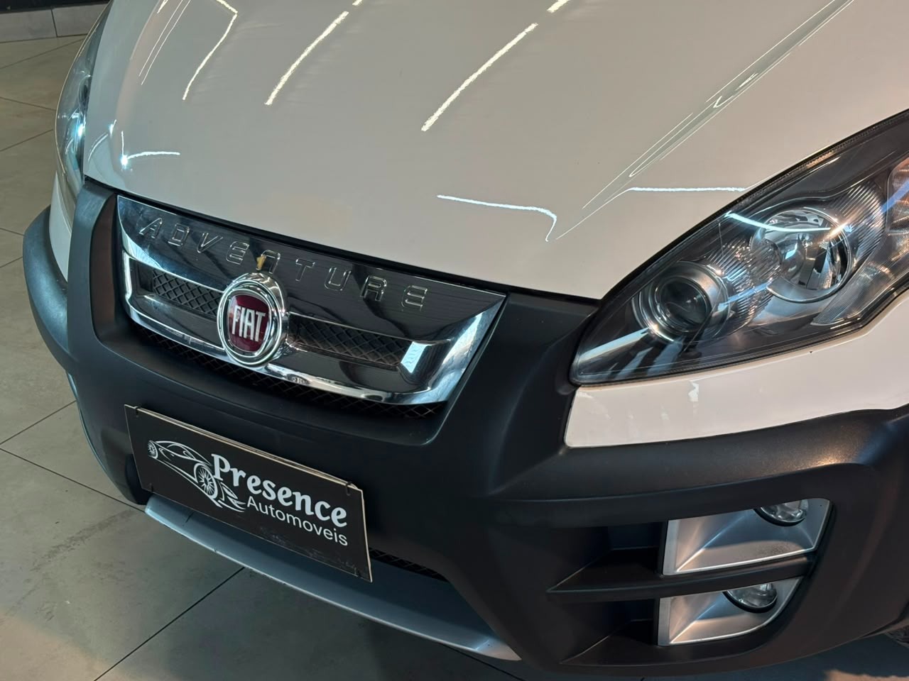 Fiat Idea Adv. Adv.lock.dualogic 1.8 Flex 5P - foto 3