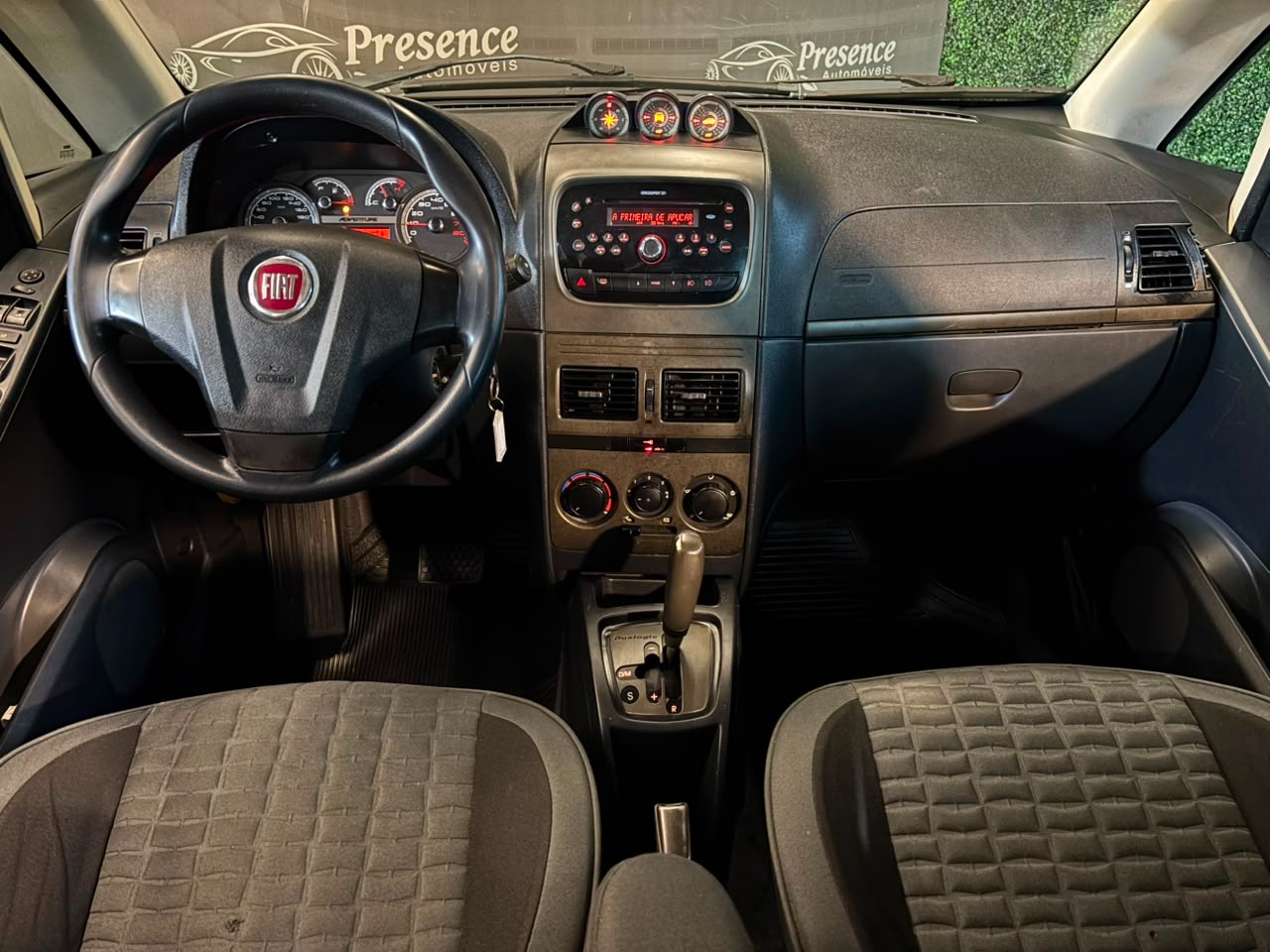 Fiat Idea Adv. Adv.lock.dualogic 1.8 Flex 5P - foto 14