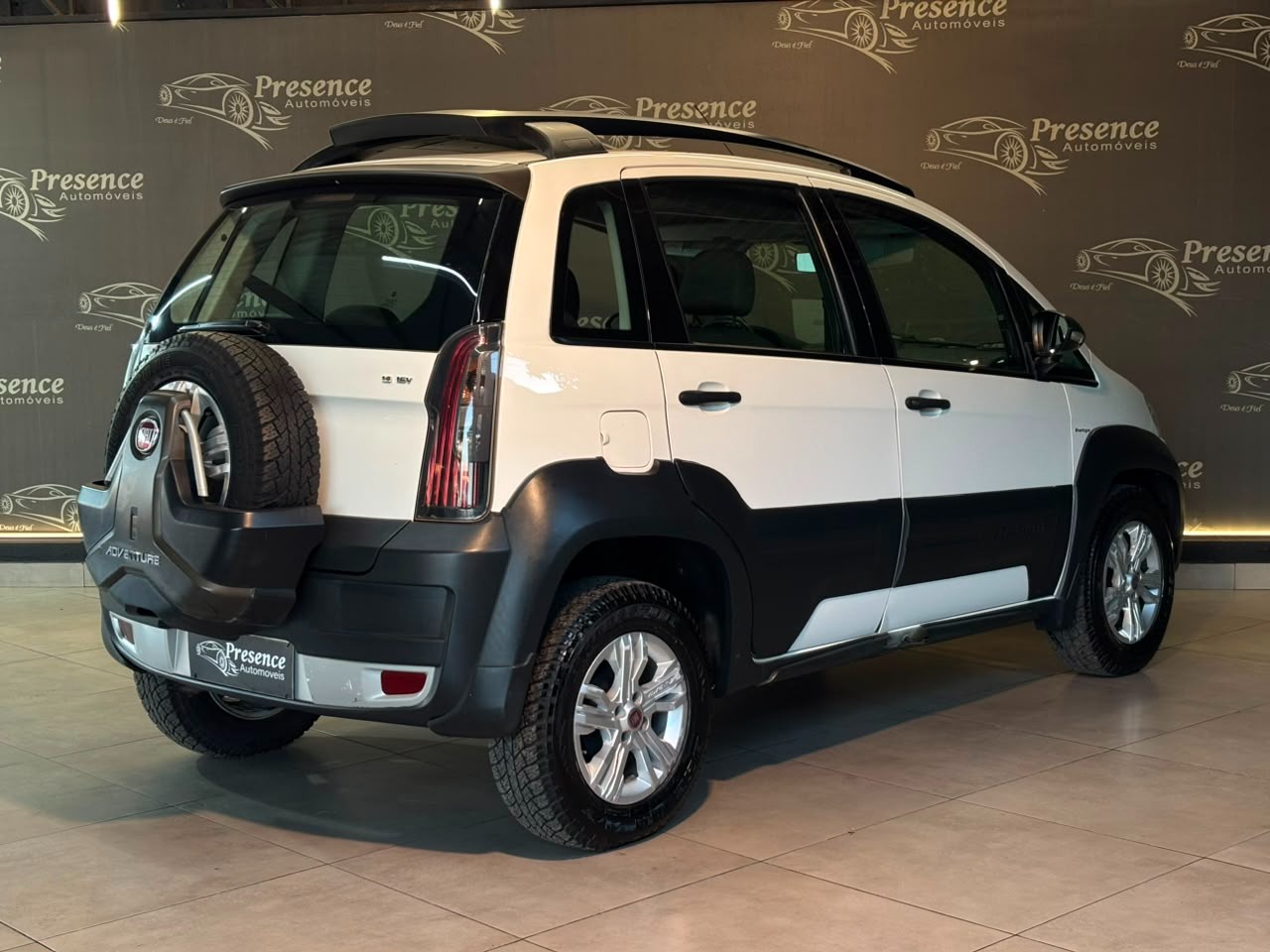 Fiat Idea Adv. Adv.lock.dualogic 1.8 Flex 5P - foto 5