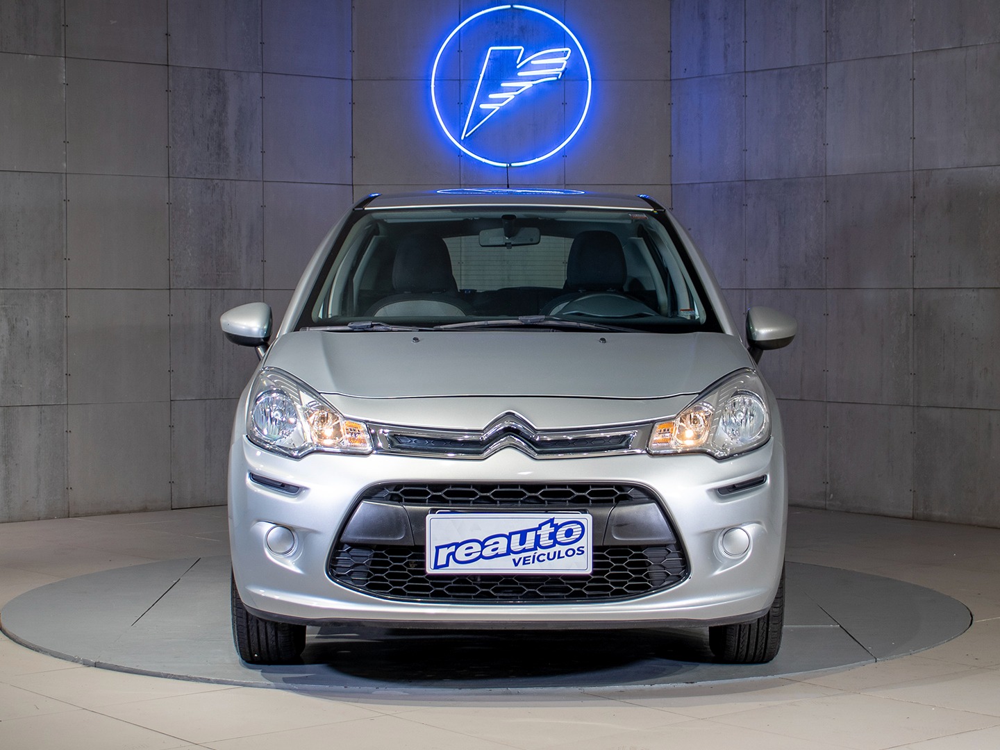 Citroën C3 Attraction Pure Tech 1.2 Flex 12V Mec - foto 2