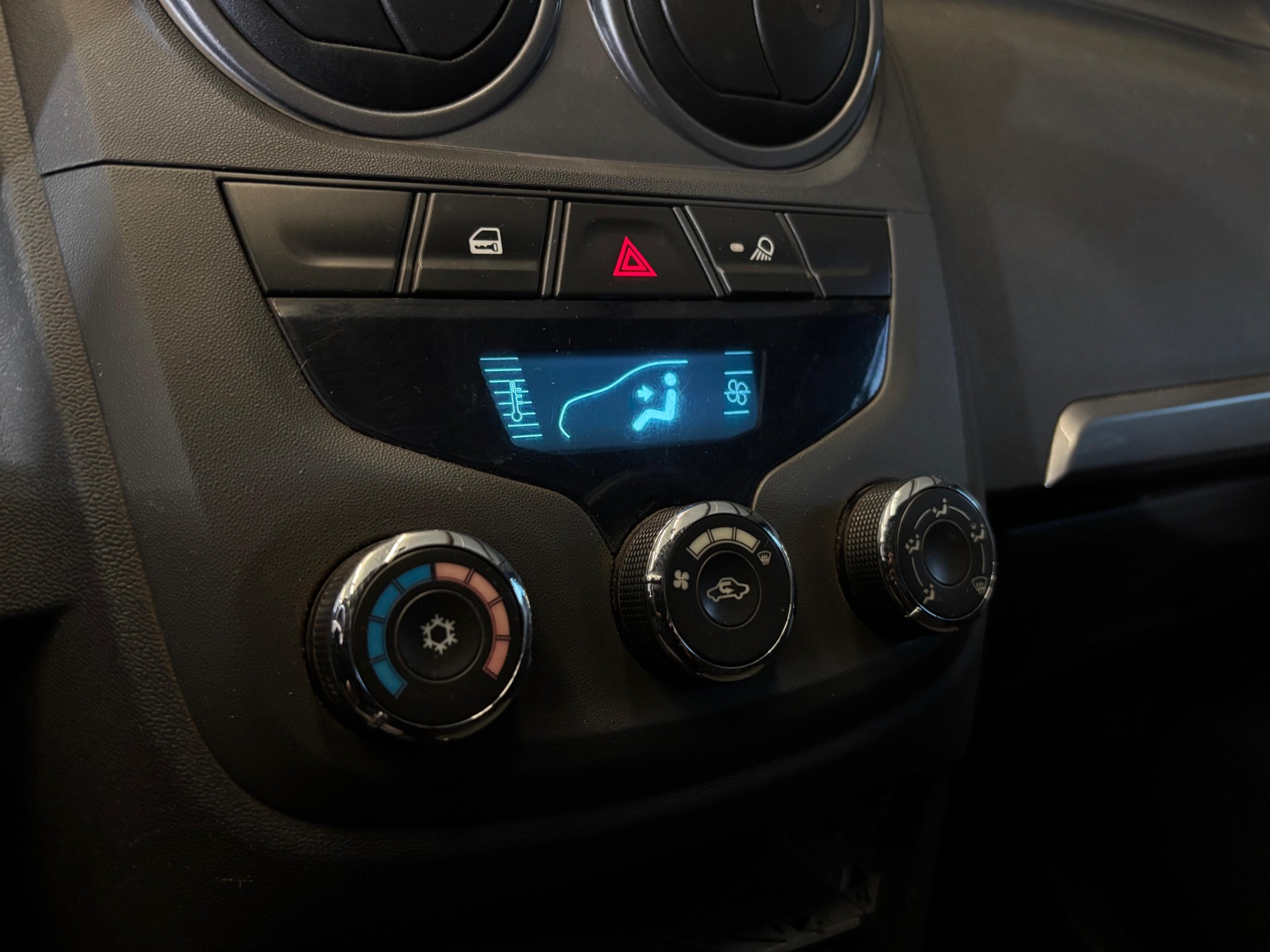 Chevrolet Montana Sport 1.4 Econoflex 8V 2P - foto 10