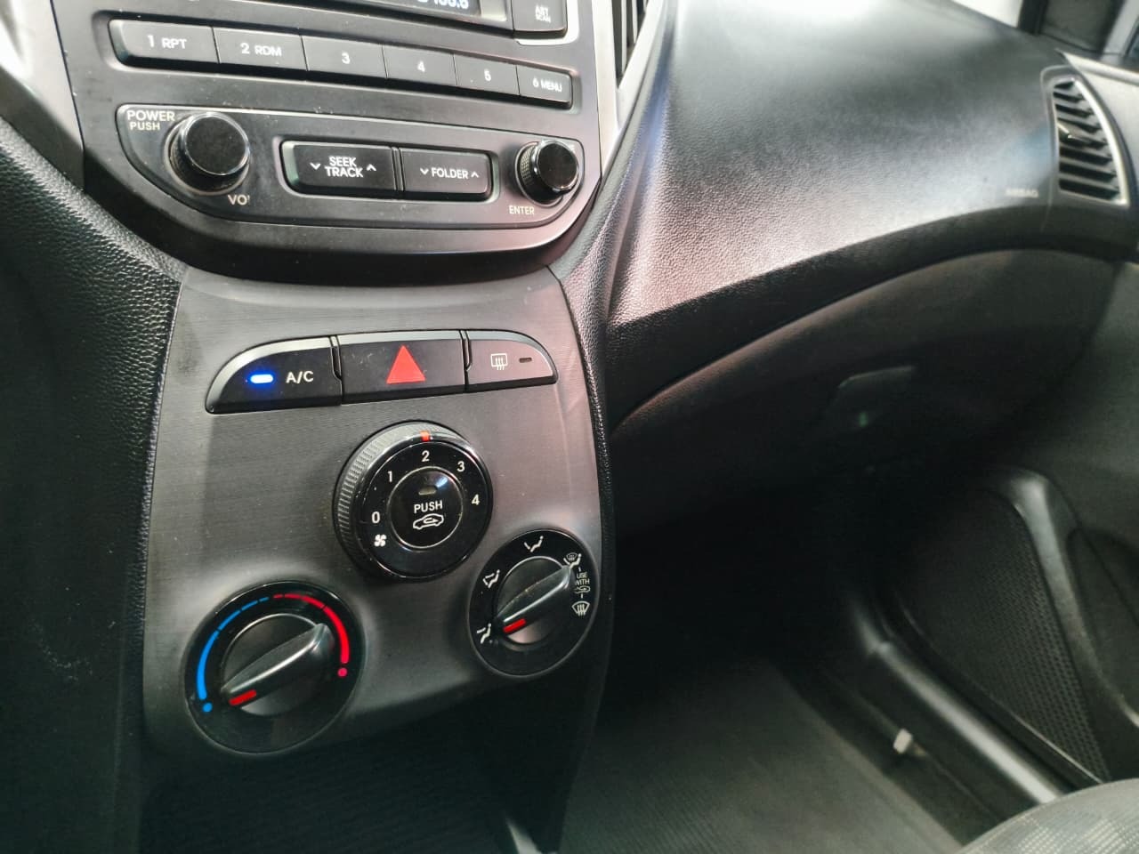 Hyundai HB20 C. C.plus C.style 1.6 Flex 16V Mec. - foto 9