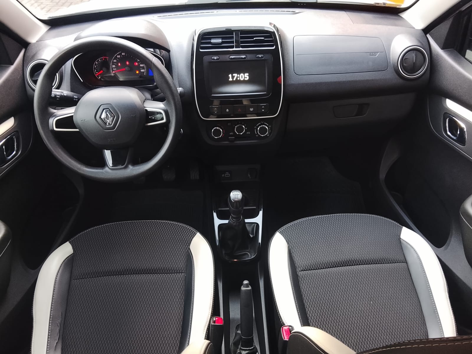Renault Kwid Intense 1.0 Flex 12V 5P Mec. - foto 5
