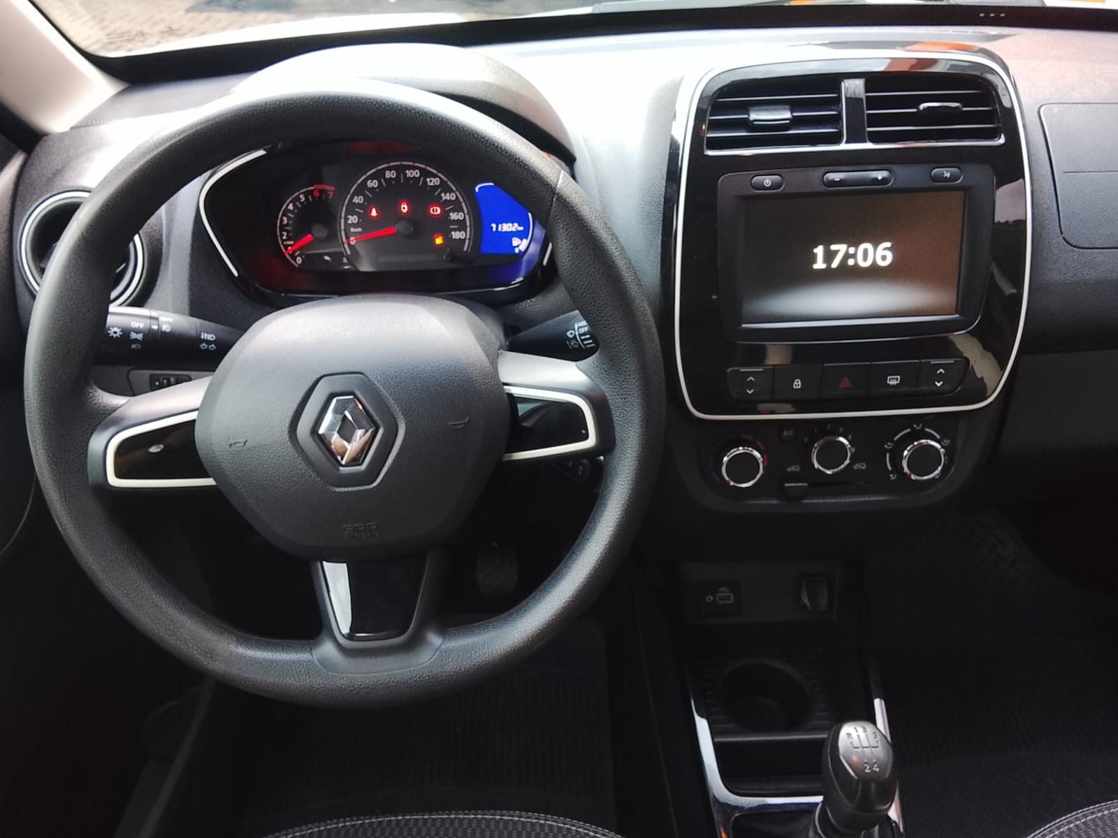 Renault Kwid Intense 1.0 Flex 12V 5P Mec. - foto 6