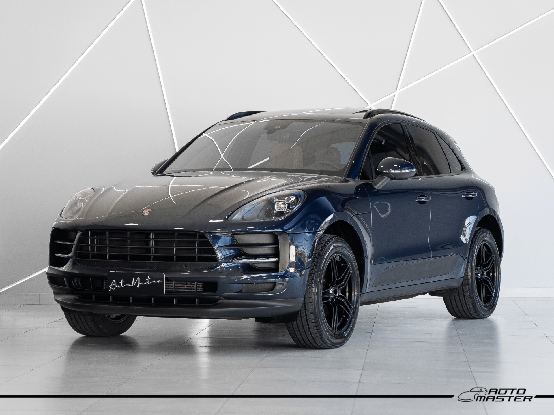 Porsche Macan 2021