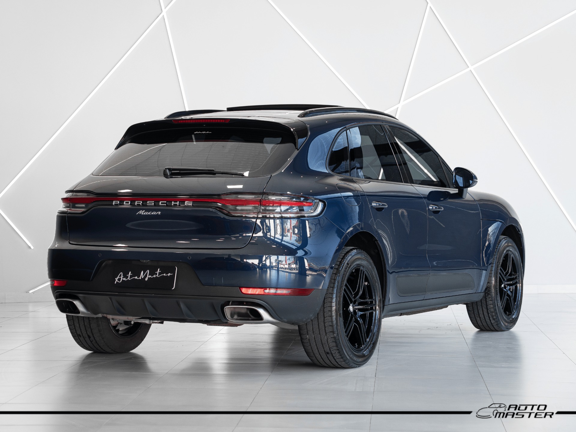Porsche Macan 2021