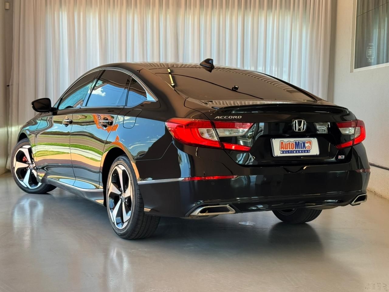 Honda Accord Sedan Touring 2.0 Tb 16V Aut. - foto 3
