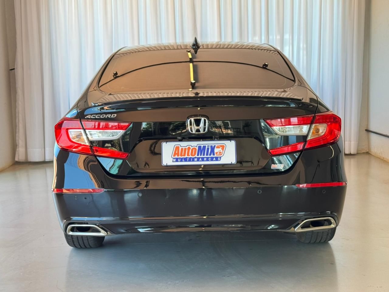 Honda Accord Sedan Touring 2.0 Tb 16V Aut. - foto 4