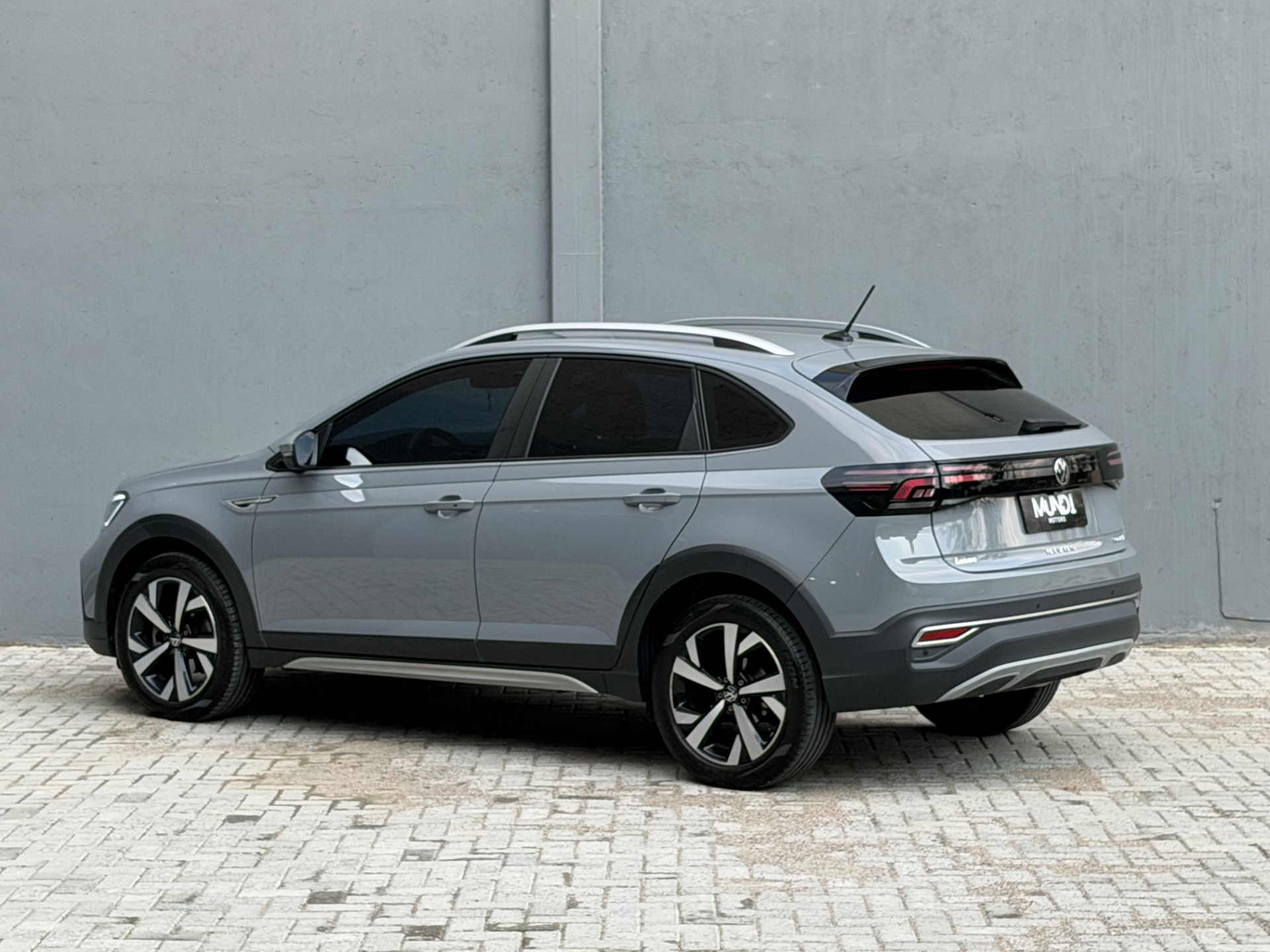 Volkswagen Nivus Highline 1.0 200 TSI Flex Aut. - foto 4