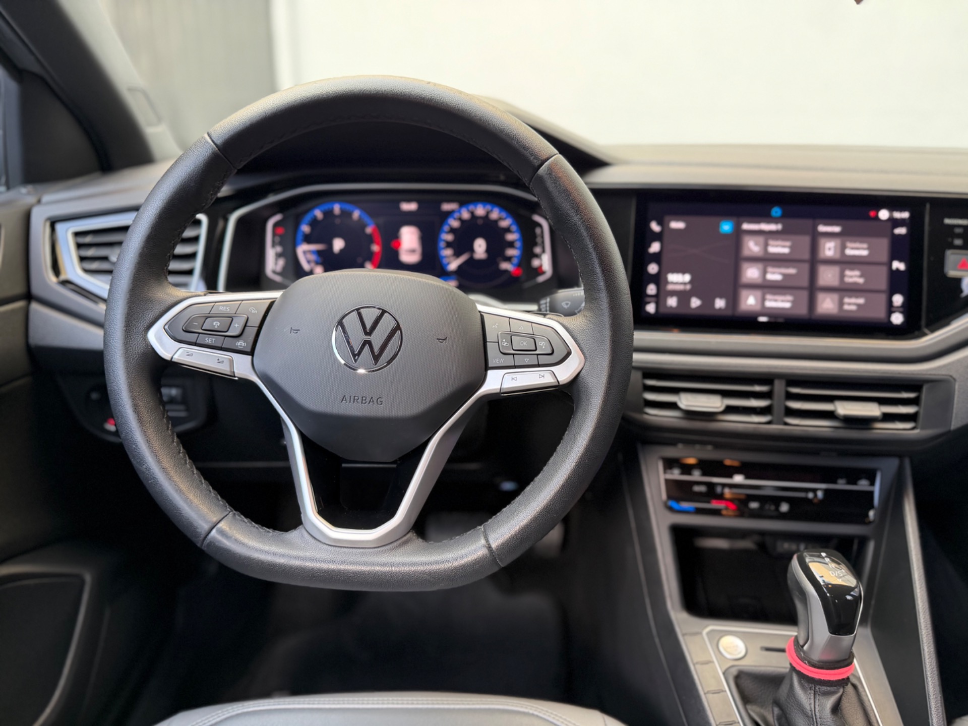 Volkswagen Nivus Highline 1.0 200 TSI Flex Aut. - foto 10