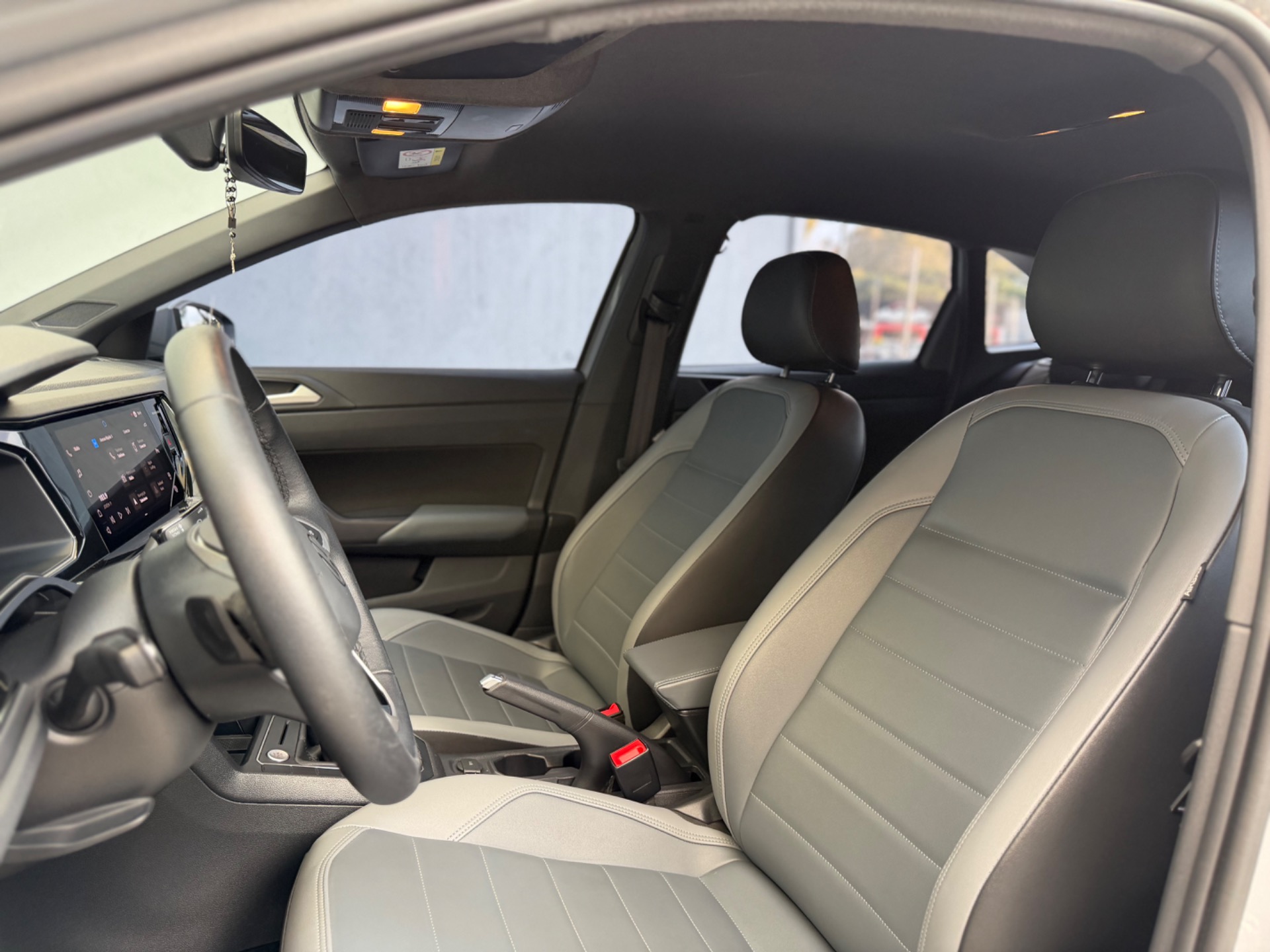 Volkswagen Nivus Highline 1.0 200 TSI Flex Aut. - foto 13