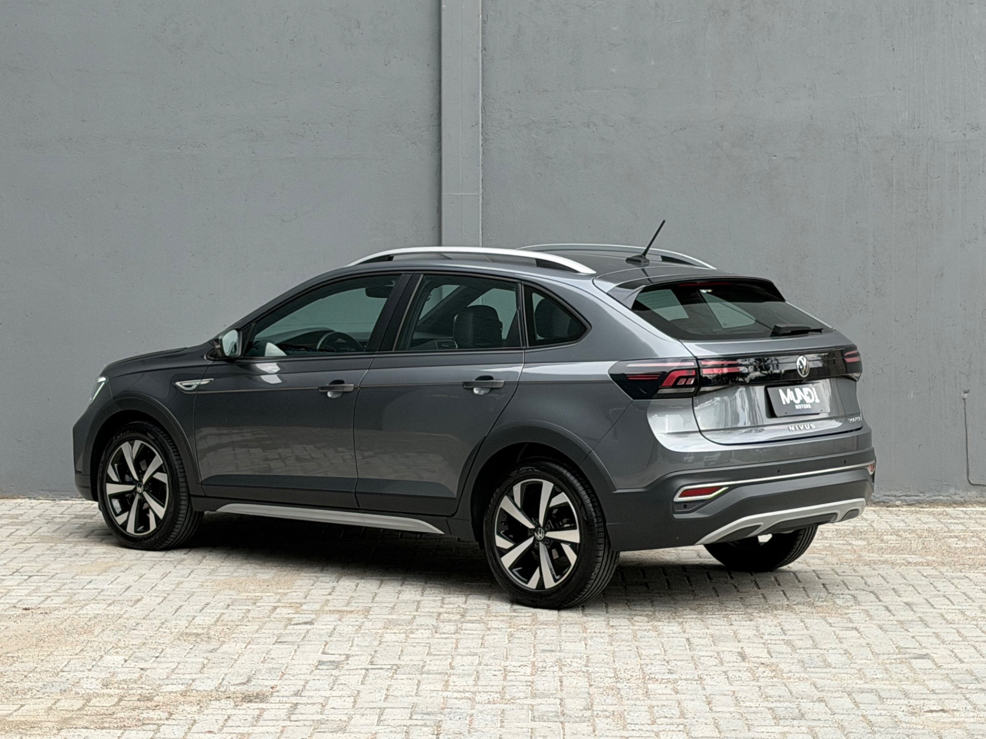Volkswagen Nivus Highline 1.0 200 TSI Flex Aut. - foto 4