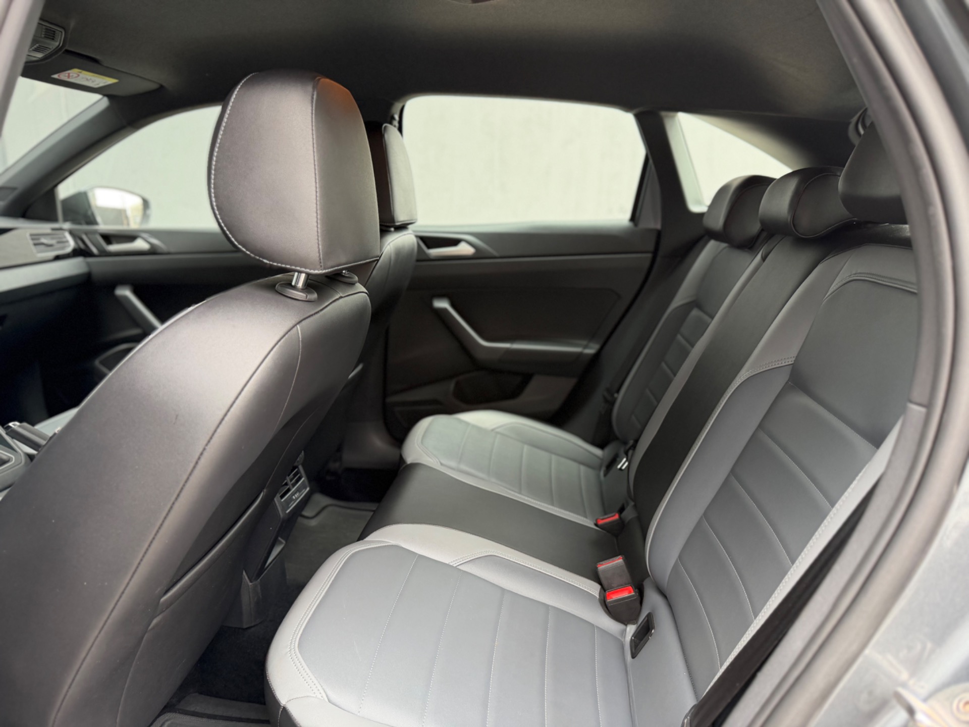 Volkswagen Nivus Highline 1.0 200 TSI Flex Aut. - foto 13