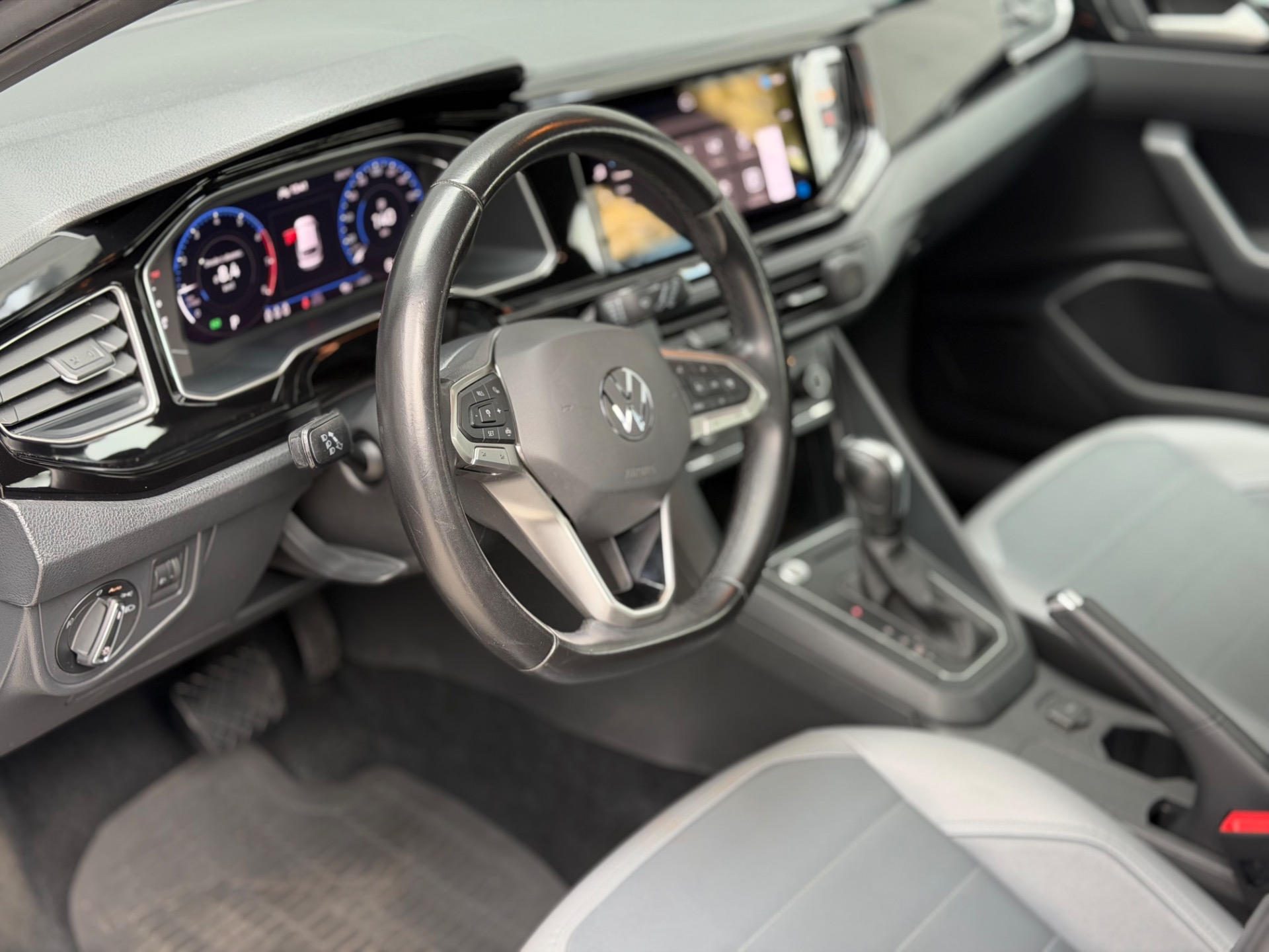 Volkswagen Nivus Highline 1.0 200 TSI Flex Aut. - foto 8