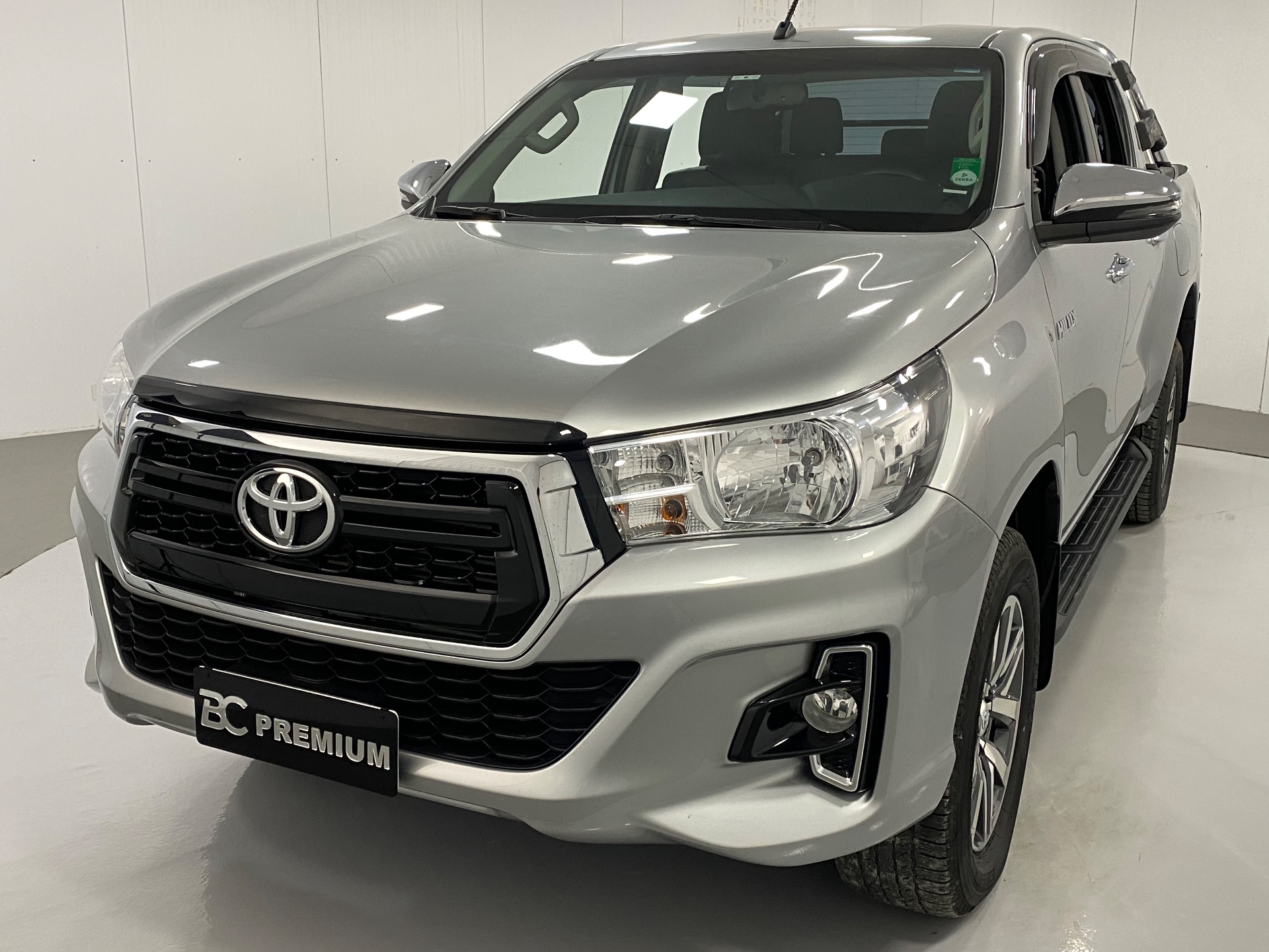 Toyota Hilux CD SRV 4x4 2.8 TDI Diesel Aut. Diesel 4 portas, câmbio ...