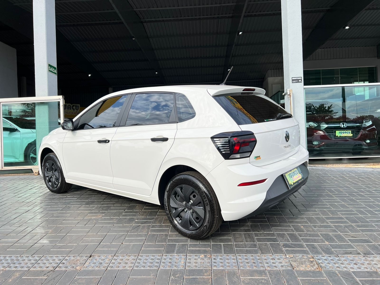 Volkswagen Polo Track 1.0 Flex 12V 5P - foto 8