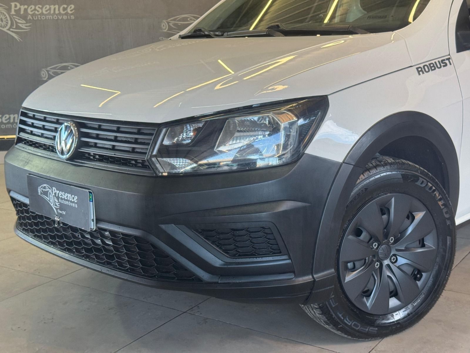 Volkswagen Saveiro Robust 1.6 Total Flex 8V - foto 2