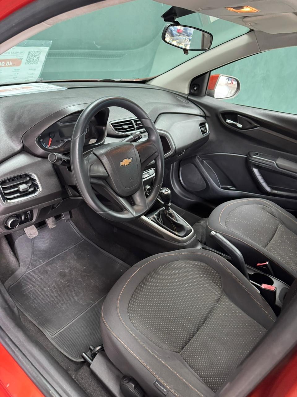 Chevrolet Onix Hatch LT 1.0 8V Flexpower 5P Mec. - foto 5