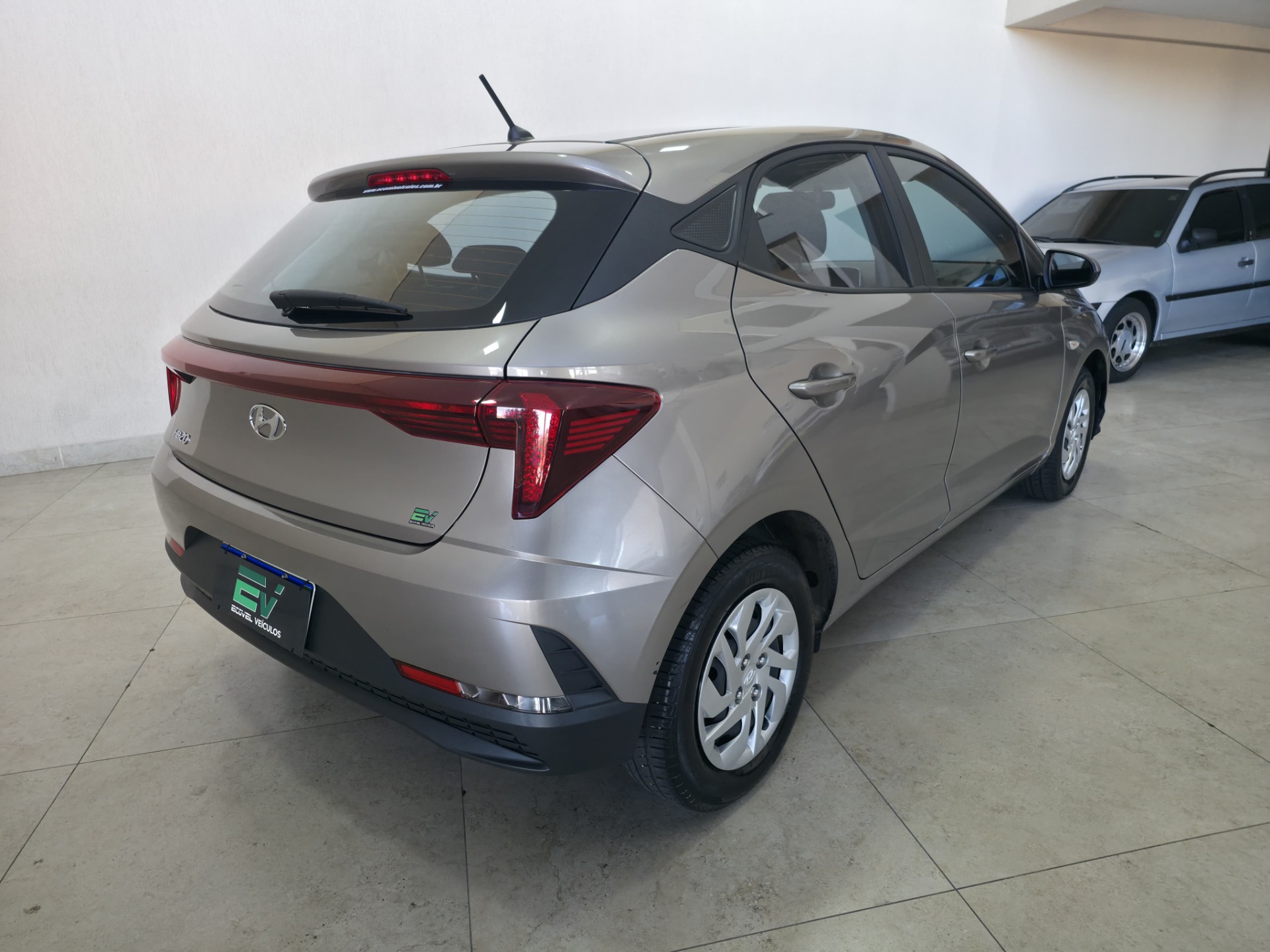 Hyundai HB20S Sense 1.0 Flex 12V Mec. - foto 4