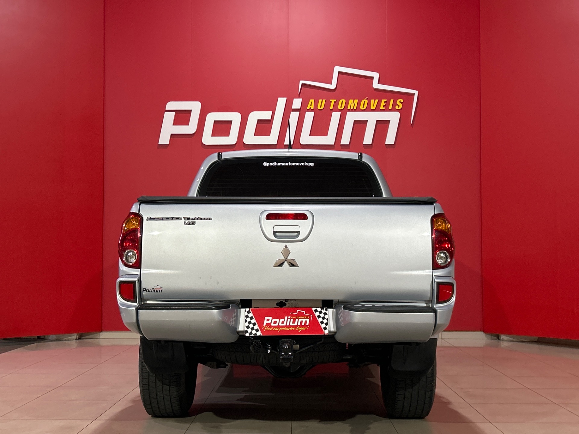 Mitsubishi L200 Triton Triton Hpe 3.5 Cd V6 24V Flex Aut. - foto 4