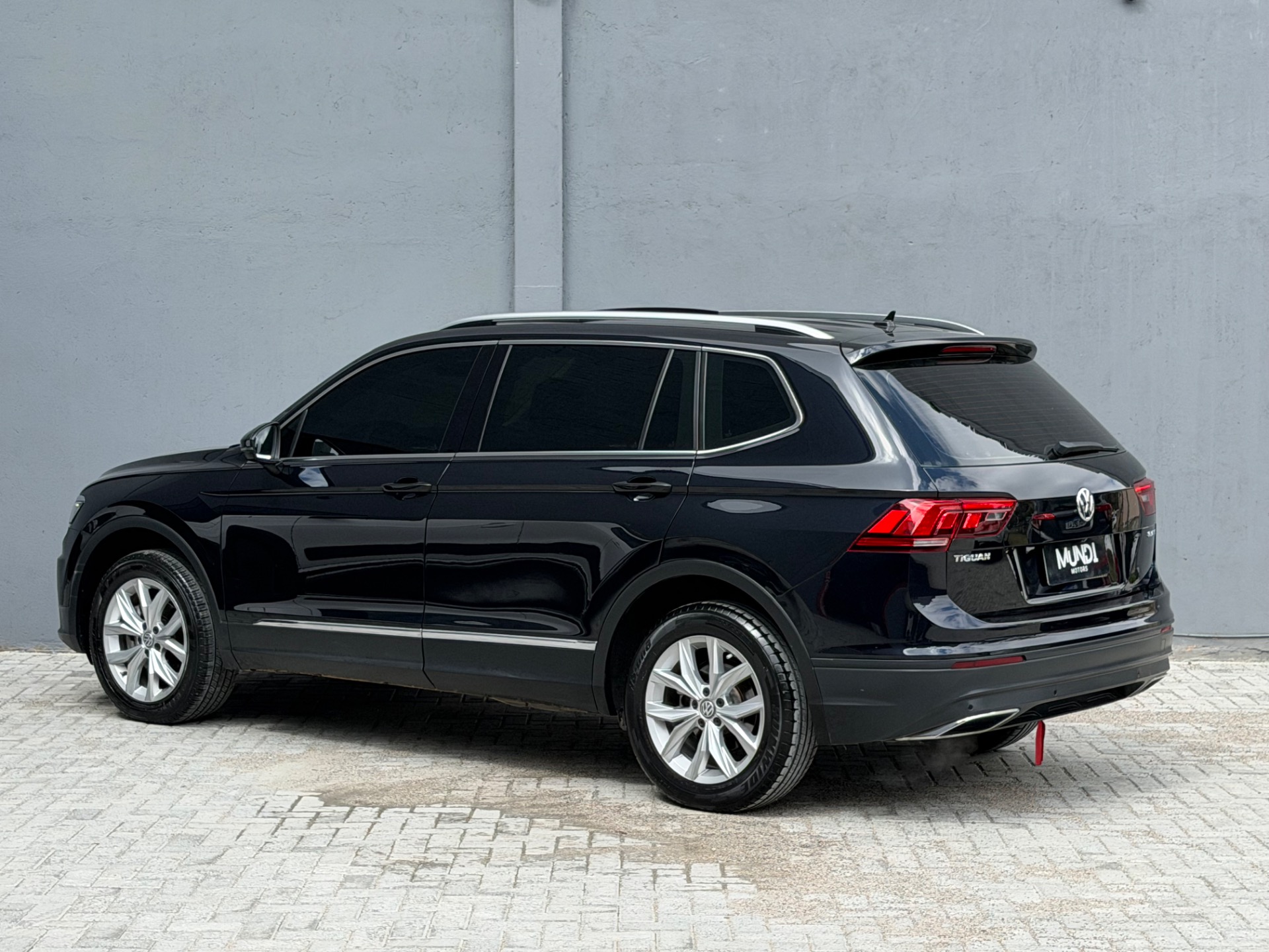 Volkswagen Tiguan Allspac Comf 250 TSI 1.4 Flex - foto 4