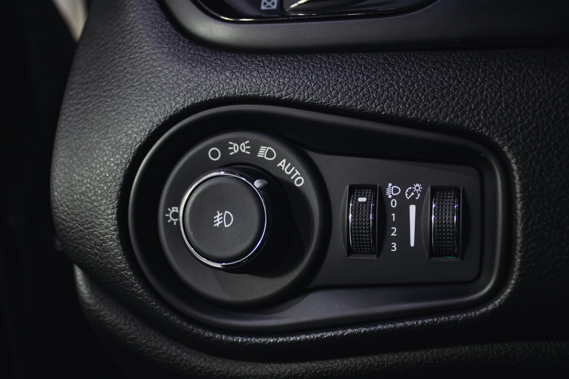 Jeep Renegade S T270 1.3 Tb 4X4 Flex Aut. - foto 15