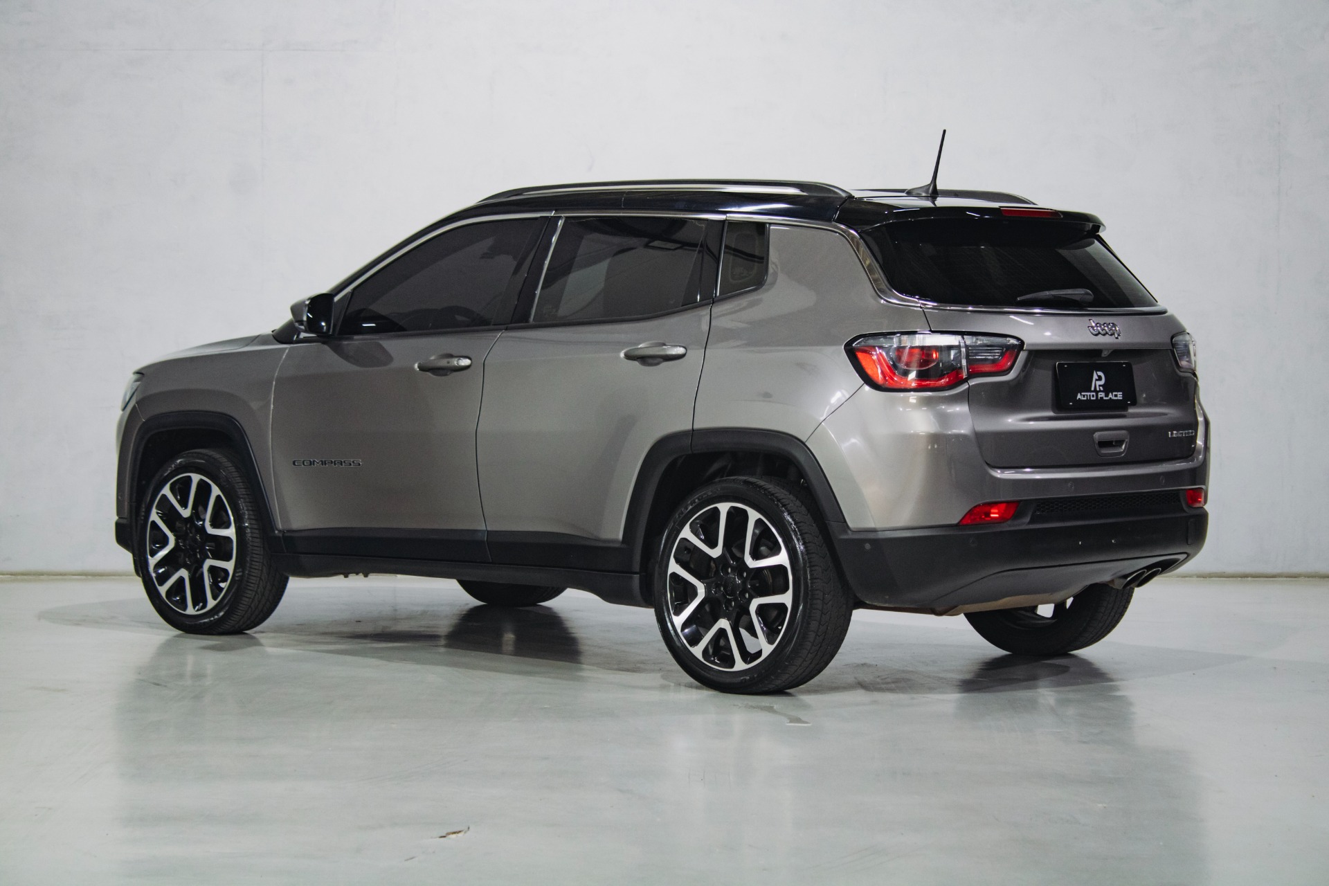 Jeep Compass Limited 2.0 4X2 Flex 16V Aut. - foto 4
